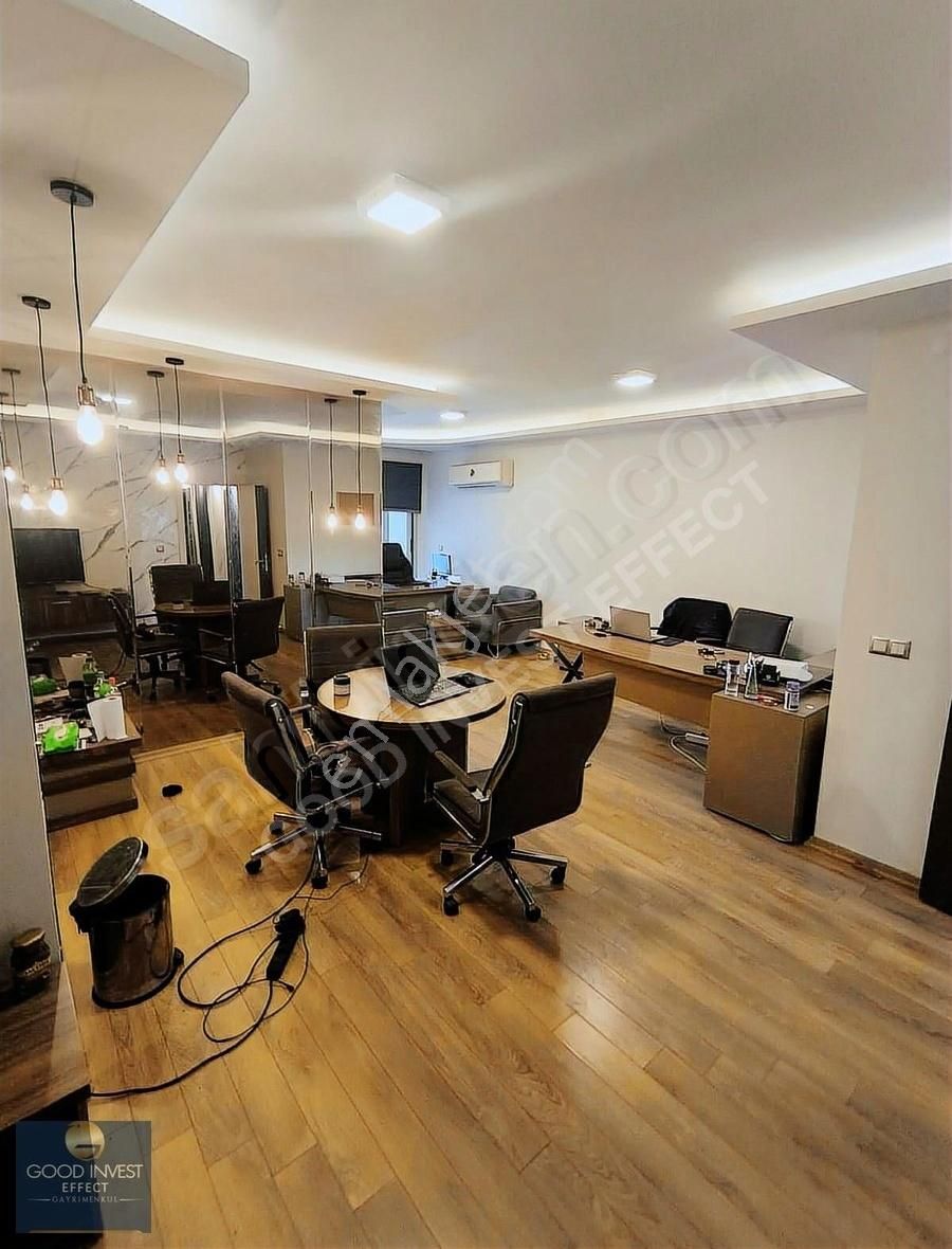 Bornova Çınar Kiralık Ofis Stadyum Metro Ve Adliye Yakını Ege Plaza'da Kiralık Eşyalı Ofis