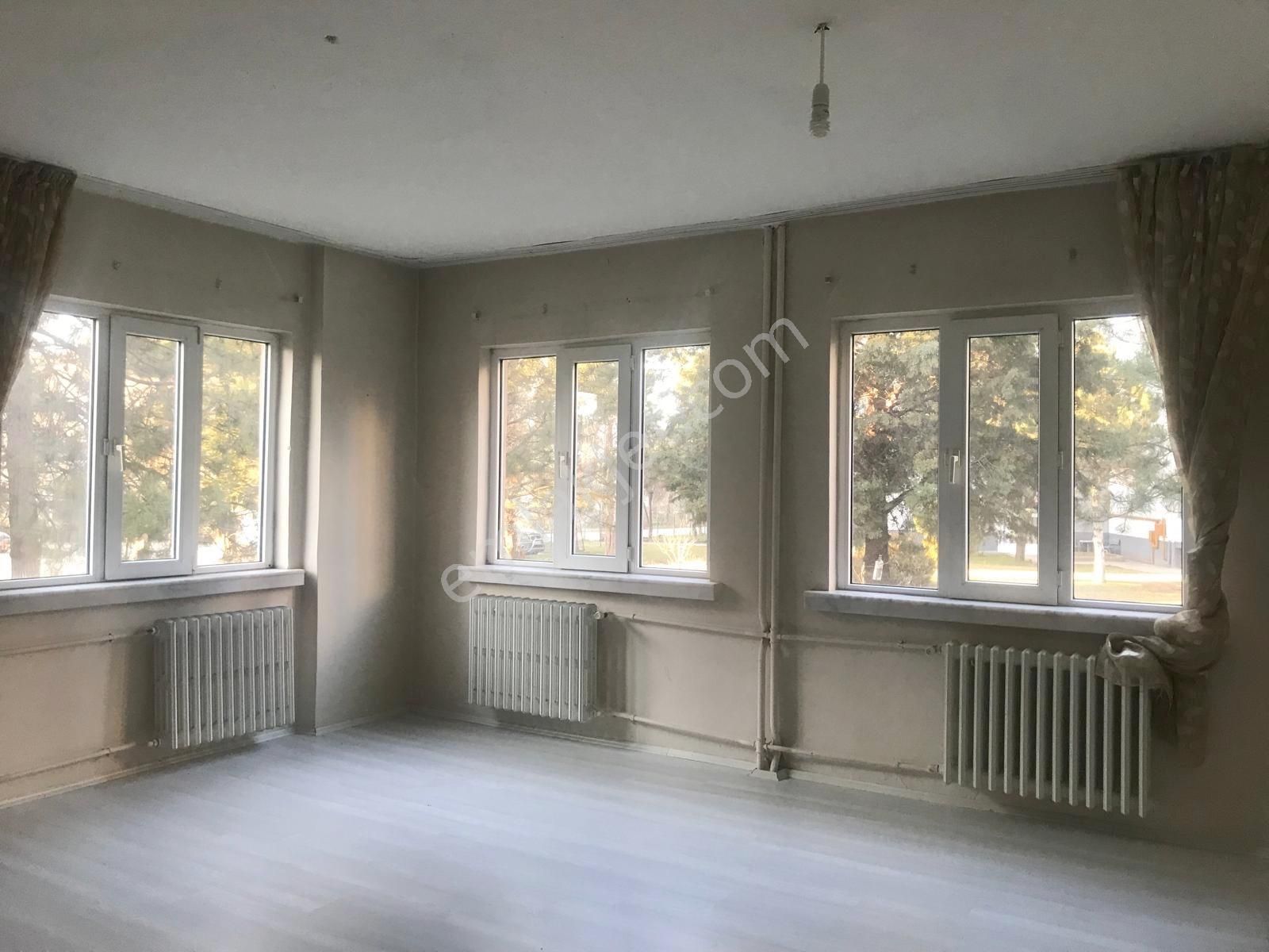 Tepebaşı Batıkent Satılık Daire As Emek Sitesi 3+1 Dubleks Daire