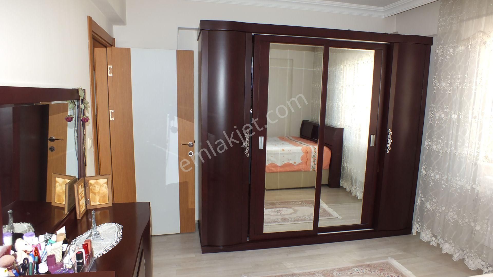 Soğuksu Güllü Ana Sitesi Satılık 145m2 3+1 Giriş Kat Daire - Görsel 17