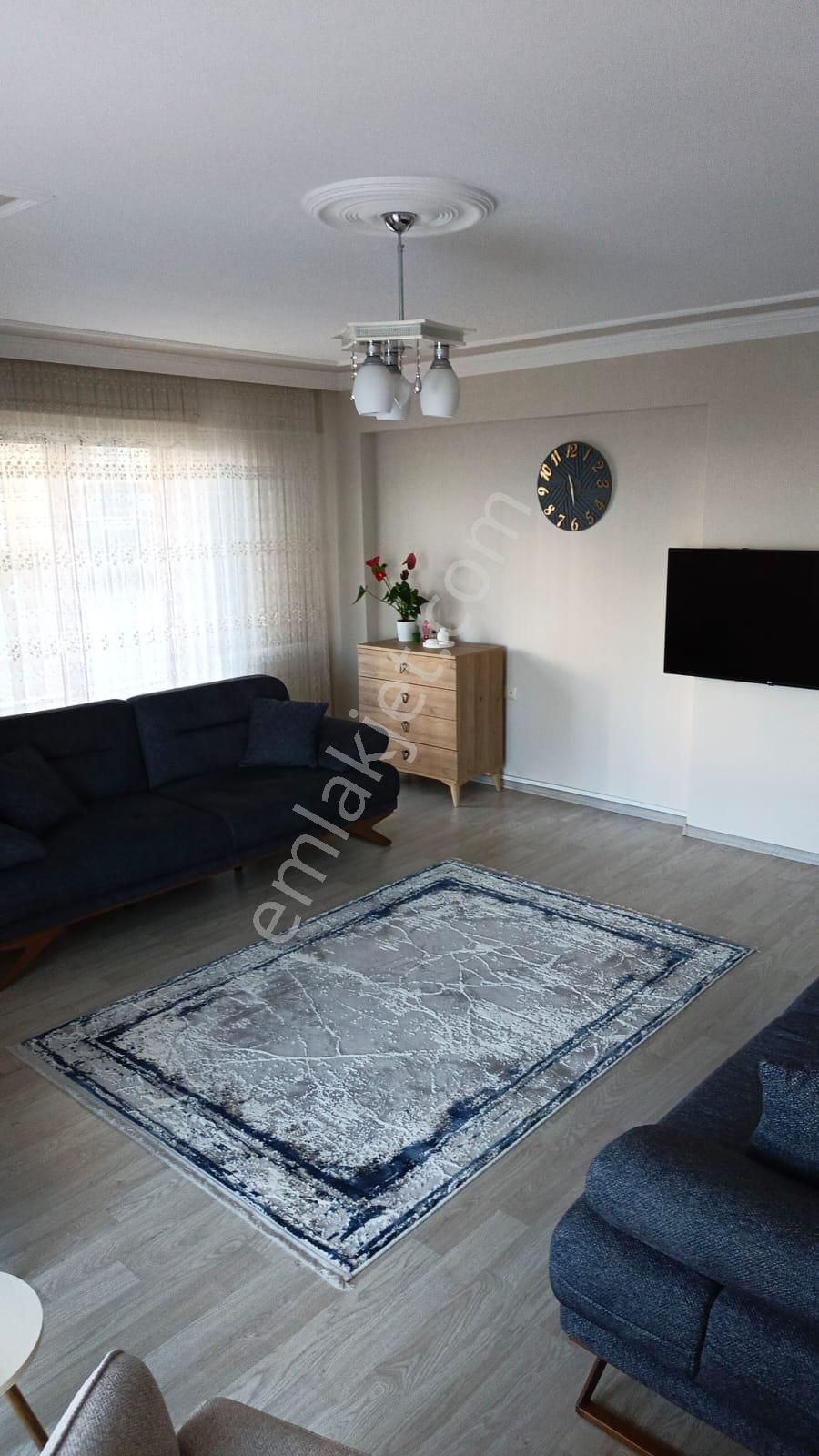 Soğuksu Güllü Ana Sitesi Satılık 145m2 3+1 Giriş Kat Daire