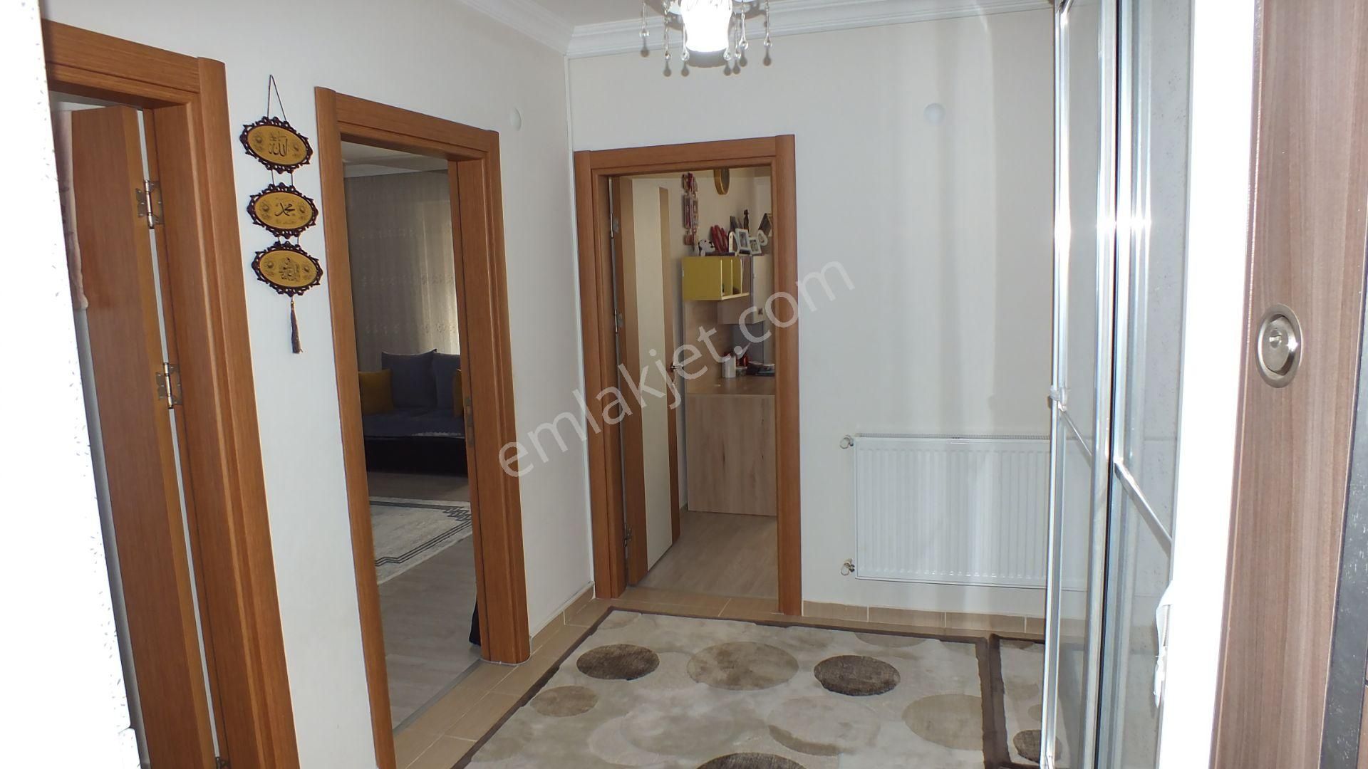 Ortahisar Soğuksu Satılık Daire Soğuksu Güllü Ana Sitesi Satılık 145m2 3+1 Giriş Kat Daire