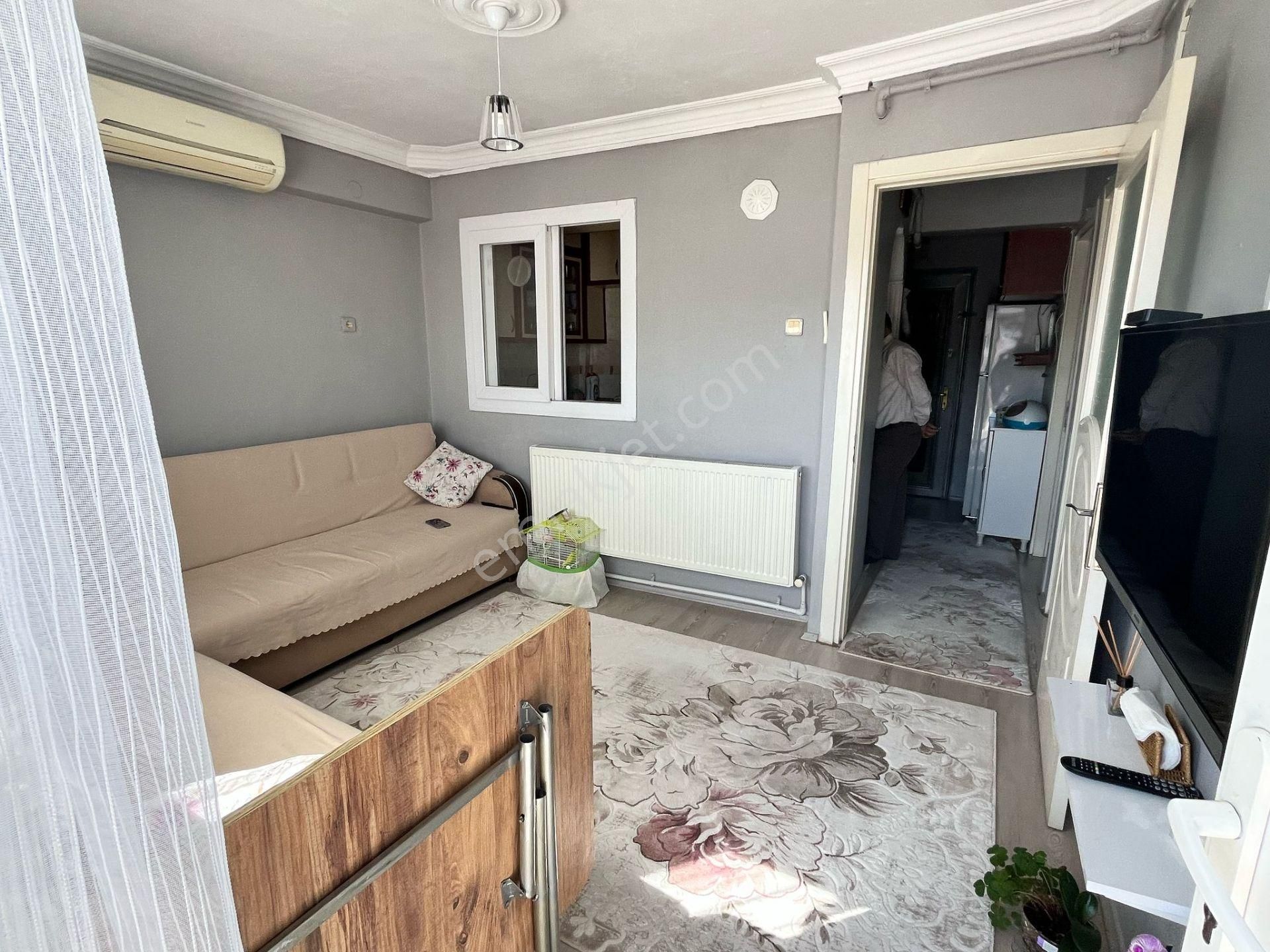 Konak Zeytinlik Mah.de Kemer İzban Yakını 2+1 75 M2 Tadilatlı Daire - Görsel 12