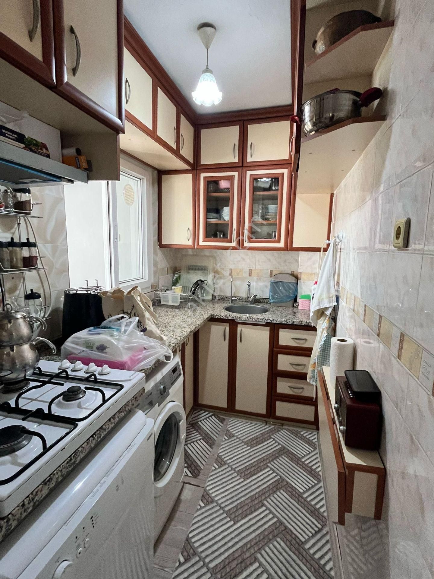 Konak Zeytinlik Mah.de Kemer İzban Yakını 2+1 75 M2 Tadilatlı Daire - Görsel 6