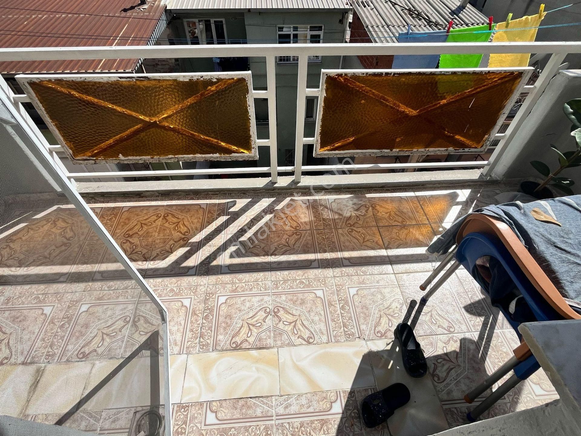 Konak Zeytinlik Mah.de Kemer İzban Yakını 2+1 75 M2 Tadilatlı Daire - Görsel 16