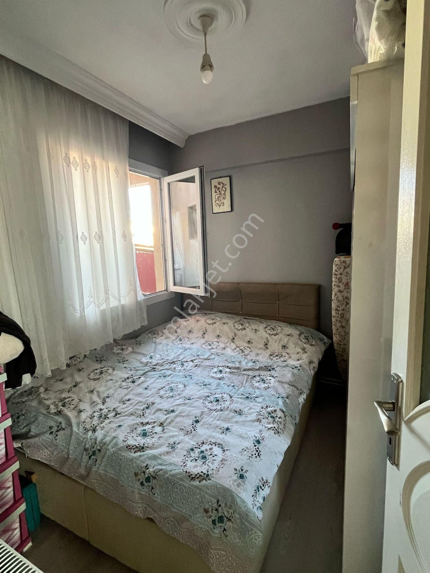 Konak Zeytinlik Mah.de Kemer İzban Yakını 2+1 75 M2 Tadilatlı Daire - Görsel 9