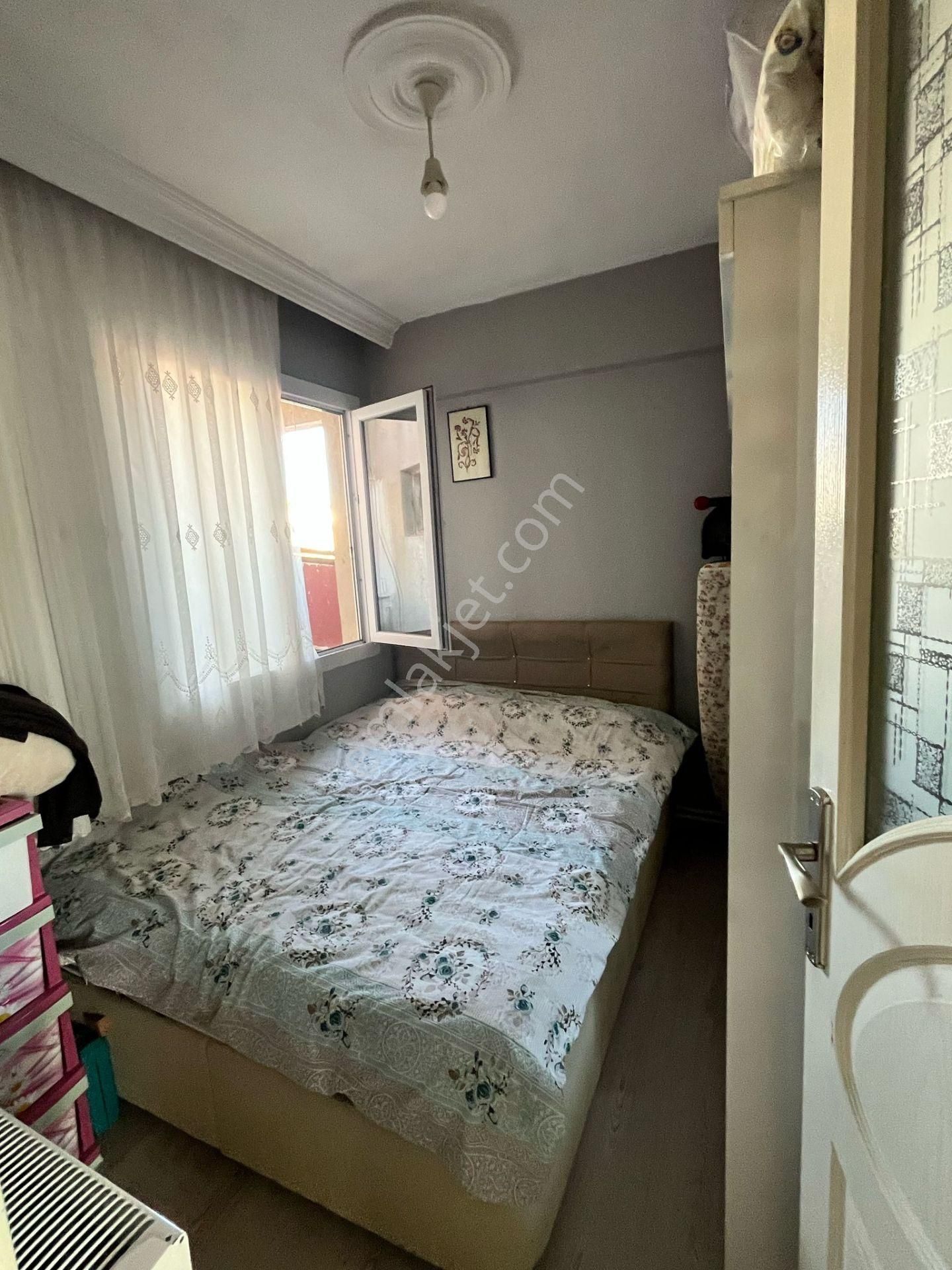 Konak Zeytinlik Mah.de Kemer İzban Yakını 2+1 75 M2 Tadilatlı Daire - Görsel 8