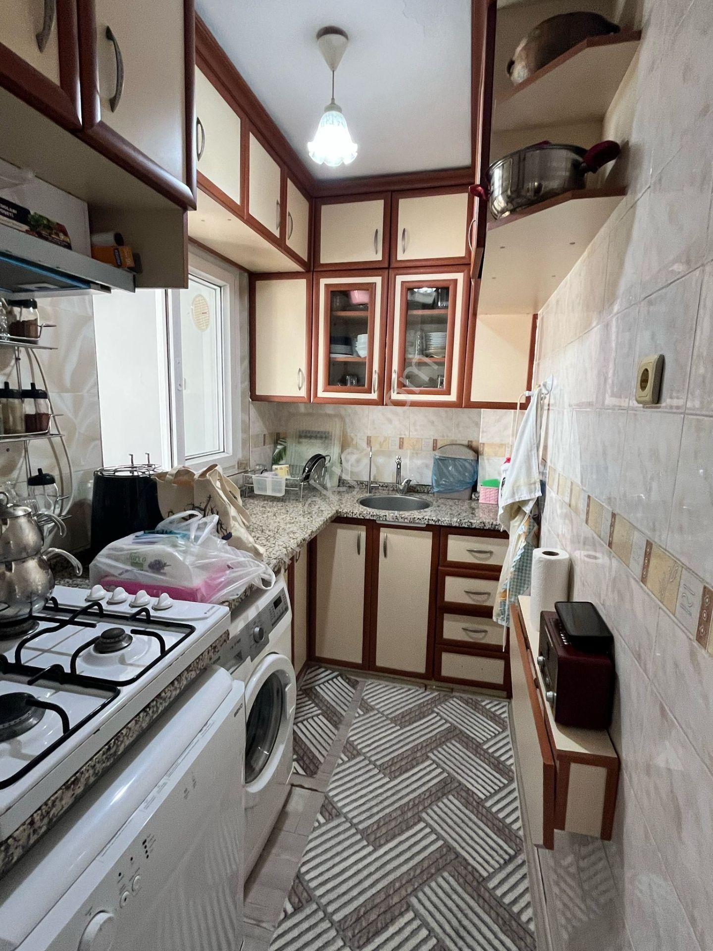 Konak Zeytinlik Mah.de Kemer İzban Yakını 2+1 75 M2 Tadilatlı Daire - Görsel 7