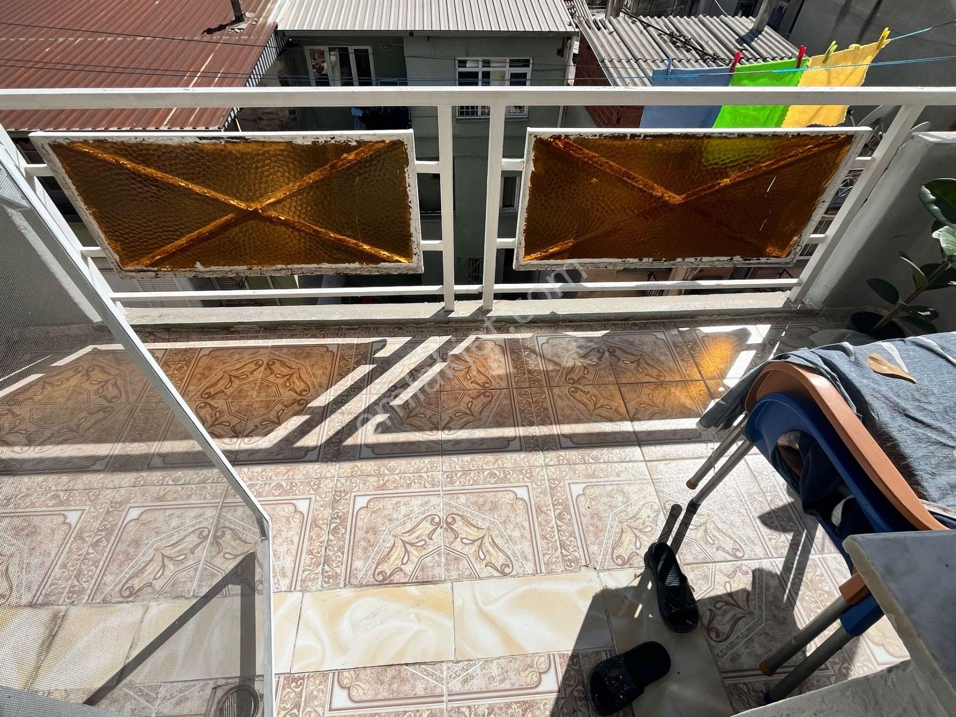 Konak Zeytinlik Mah.de Kemer İzban Yakını 2+1 75 M2 Tadilatlı Daire - Görsel 17