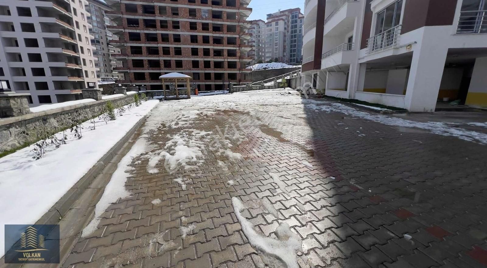 Volkan Yatırım Gayrimenkul'den Merkezi Konum Site İçi 1+1 Daire - Görsel 16