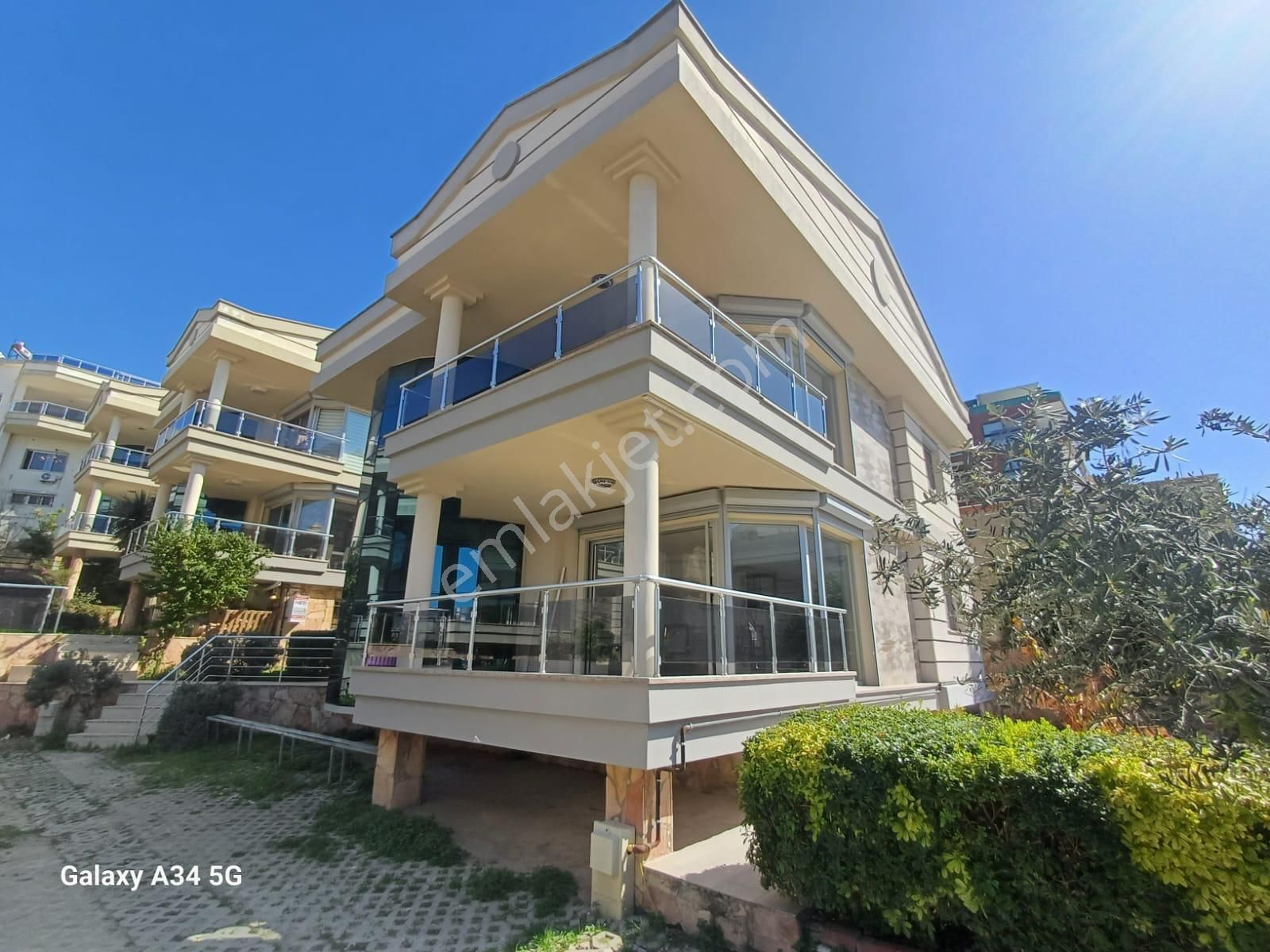 Kuşadası Türkmen Satılık Villa 