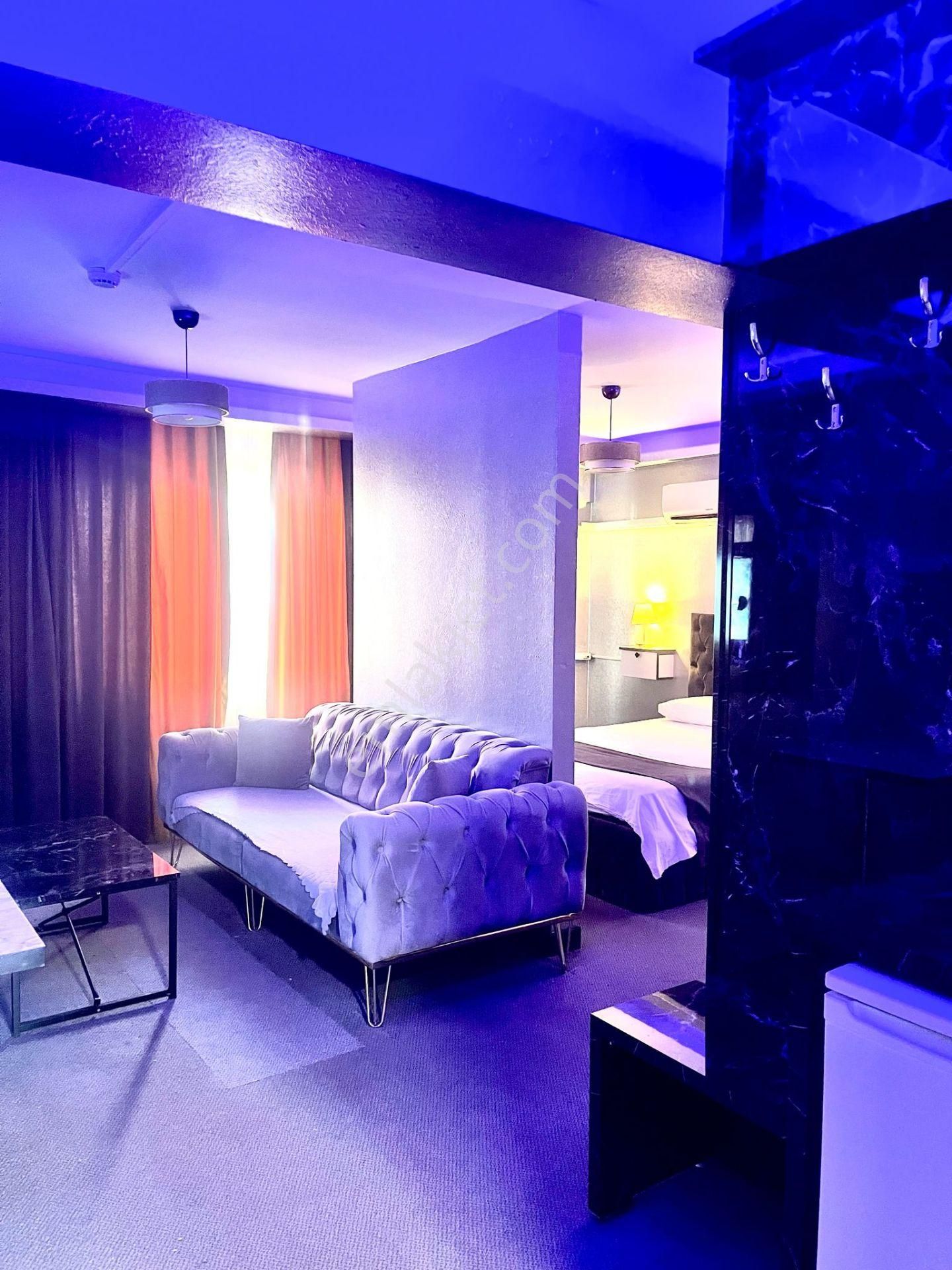 Karşıyaka Çarşı / İşbankası Sokağı Lüks Süit Daireler - Görsel 18