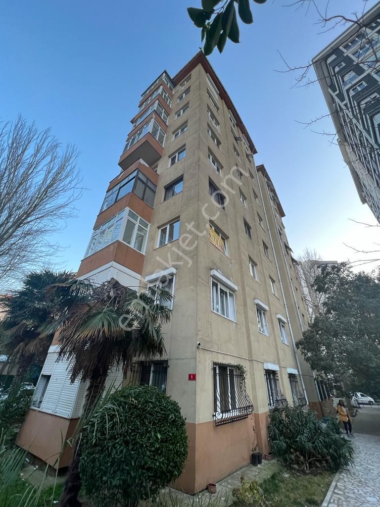 Rens Gayrimenkul - Kadıköy'de Site İçerisinde 3+1 125 M2 Satılık Daire - Görsel 11