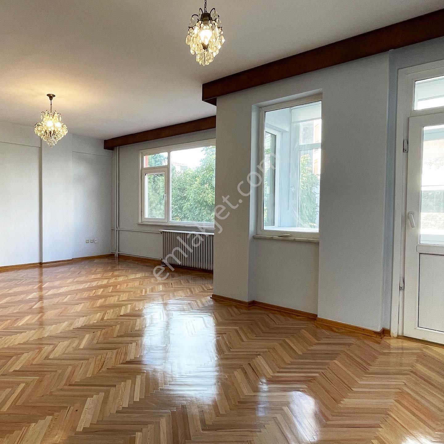 Rens Gayrimenkul - Kadıköy'de Site İçerisinde 3+1 125 M2 Satılık Daire - Görsel 10