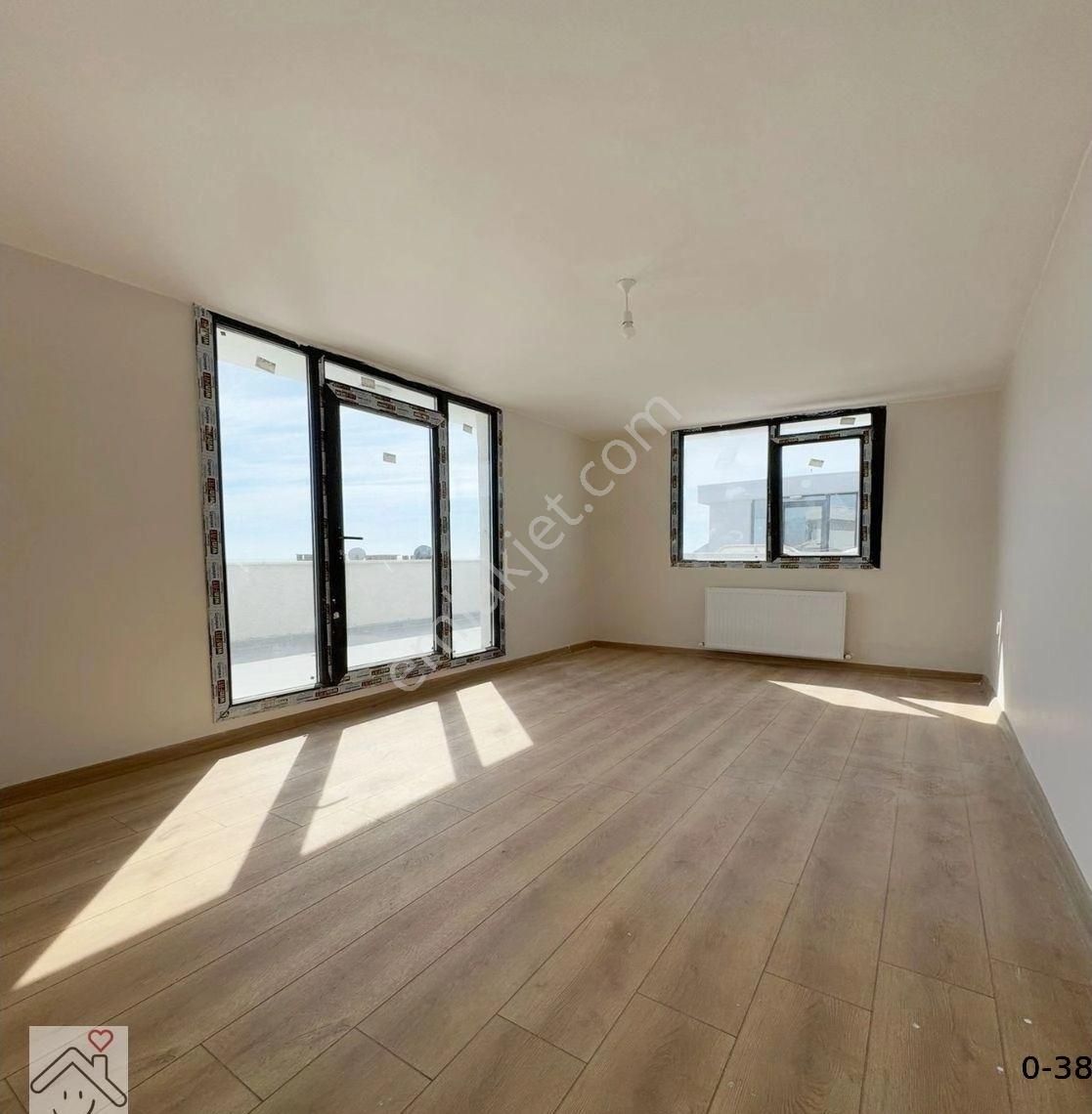 Avcılar Denizköşklerin En Geniş Dublex Dairesi Net 310 M2 Kat Mülkiyetli Full Deniz Manzaralı - Görsel 17