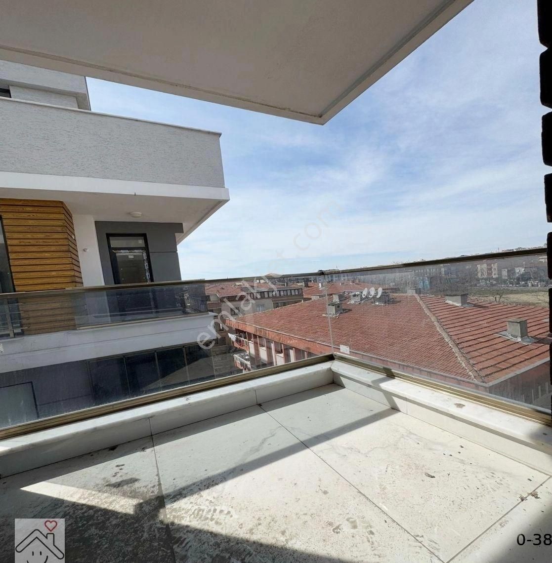 Avcılar Denizköşklerin En Geniş Dublex Dairesi Net 310 M2 Kat Mülkiyetli Full Deniz Manzaralı - Görsel 26