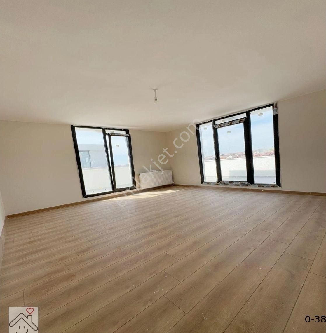 Avcılar Denizköşklerin En Geniş Dublex Dairesi Net 310 M2 Kat Mülkiyetli Full Deniz Manzaralı - Görsel 6