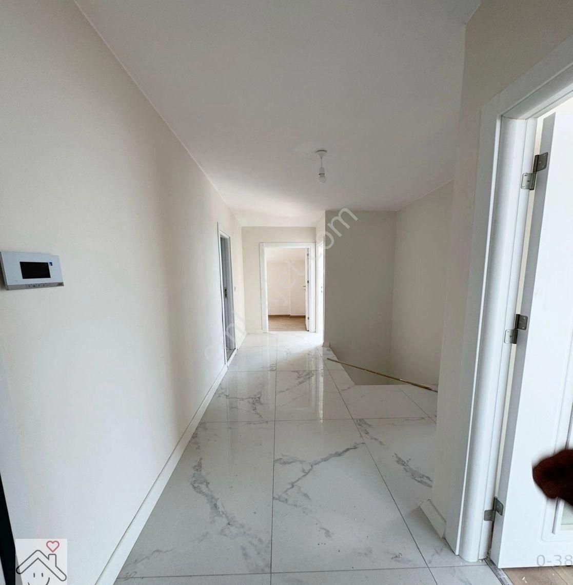 Avcılar Denizköşklerin En Geniş Dublex Dairesi Net 310 M2 Kat Mülkiyetli Full Deniz Manzaralı - Görsel 31