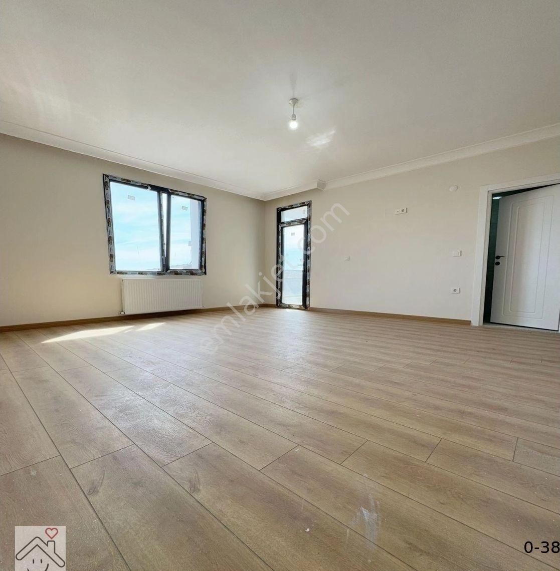 Avcılar Denizköşklerin En Geniş Dublex Dairesi Net 310 M2 Kat Mülkiyetli Full Deniz Manzaralı - Görsel 4