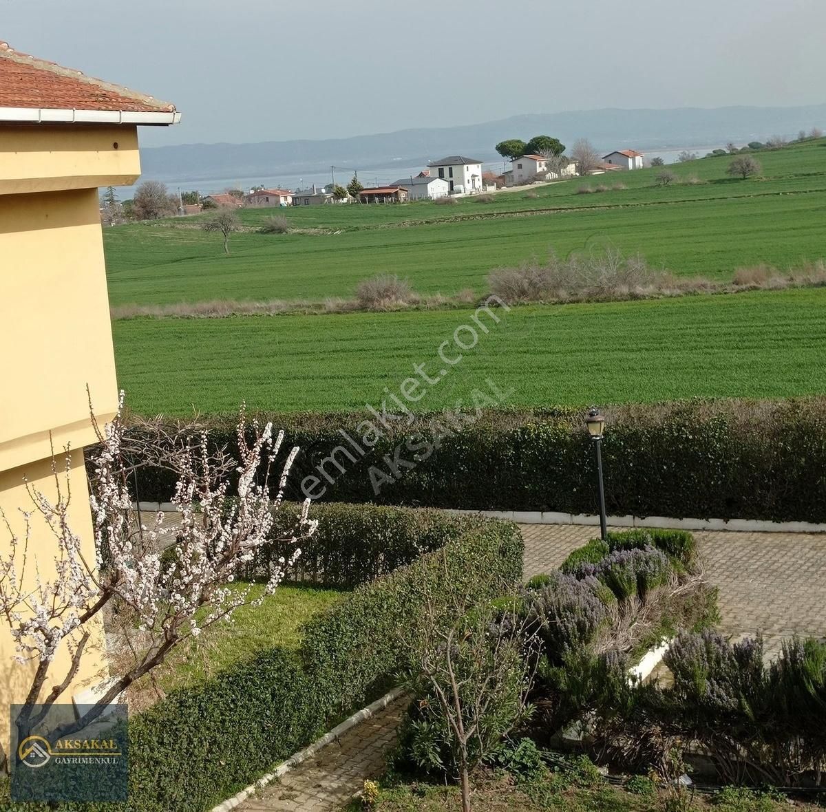 Aksakal |koruköyde Saroz Manzara Satılık Site İçi Tripleks Villa - Görsel 14