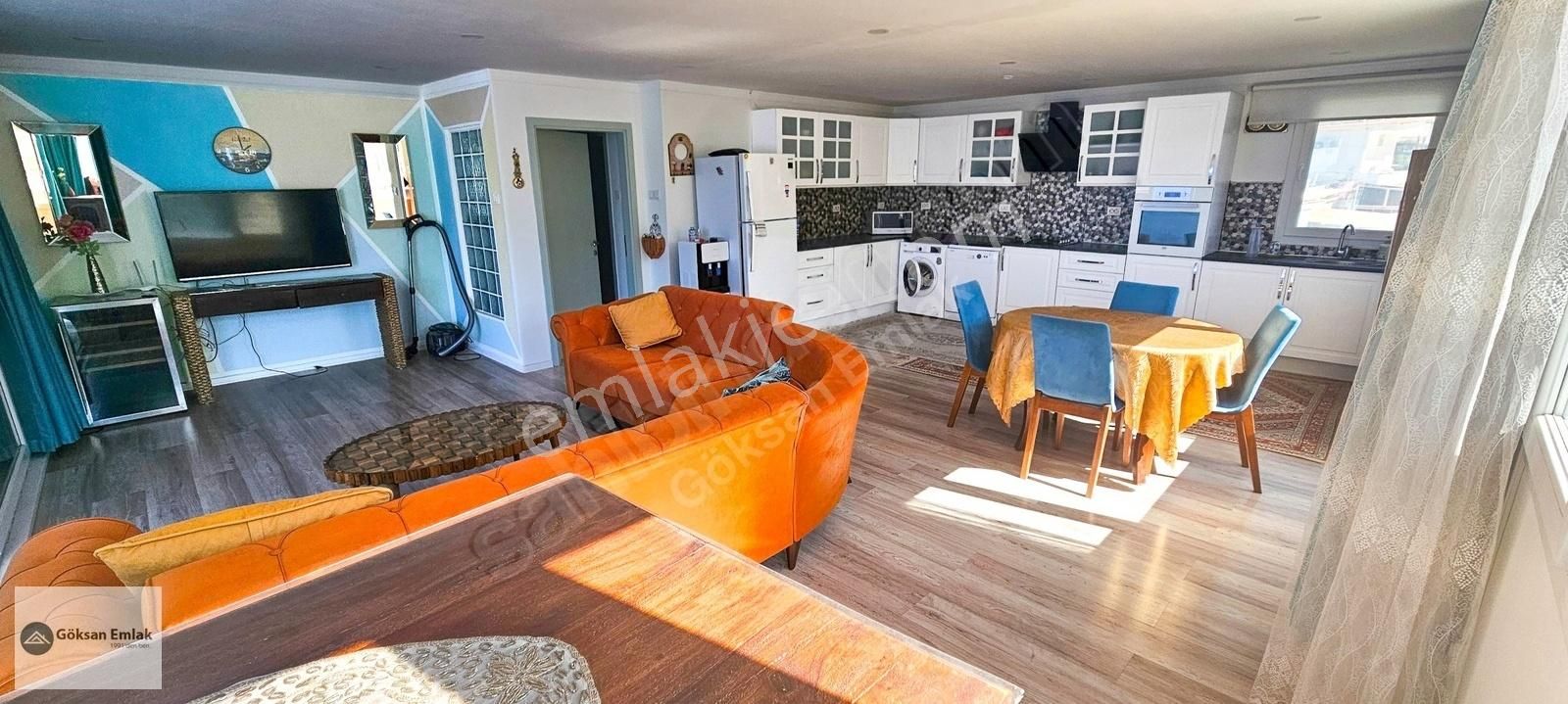 Akbük Limanında Satılık Komple Ticari Ofis Binası - Görsel 12