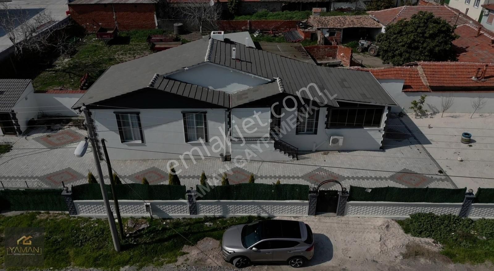 Akhisar Kapaklı Satılık Villa Akhisar Kapaklı'da Kış Bahçeli Müstakil Villa