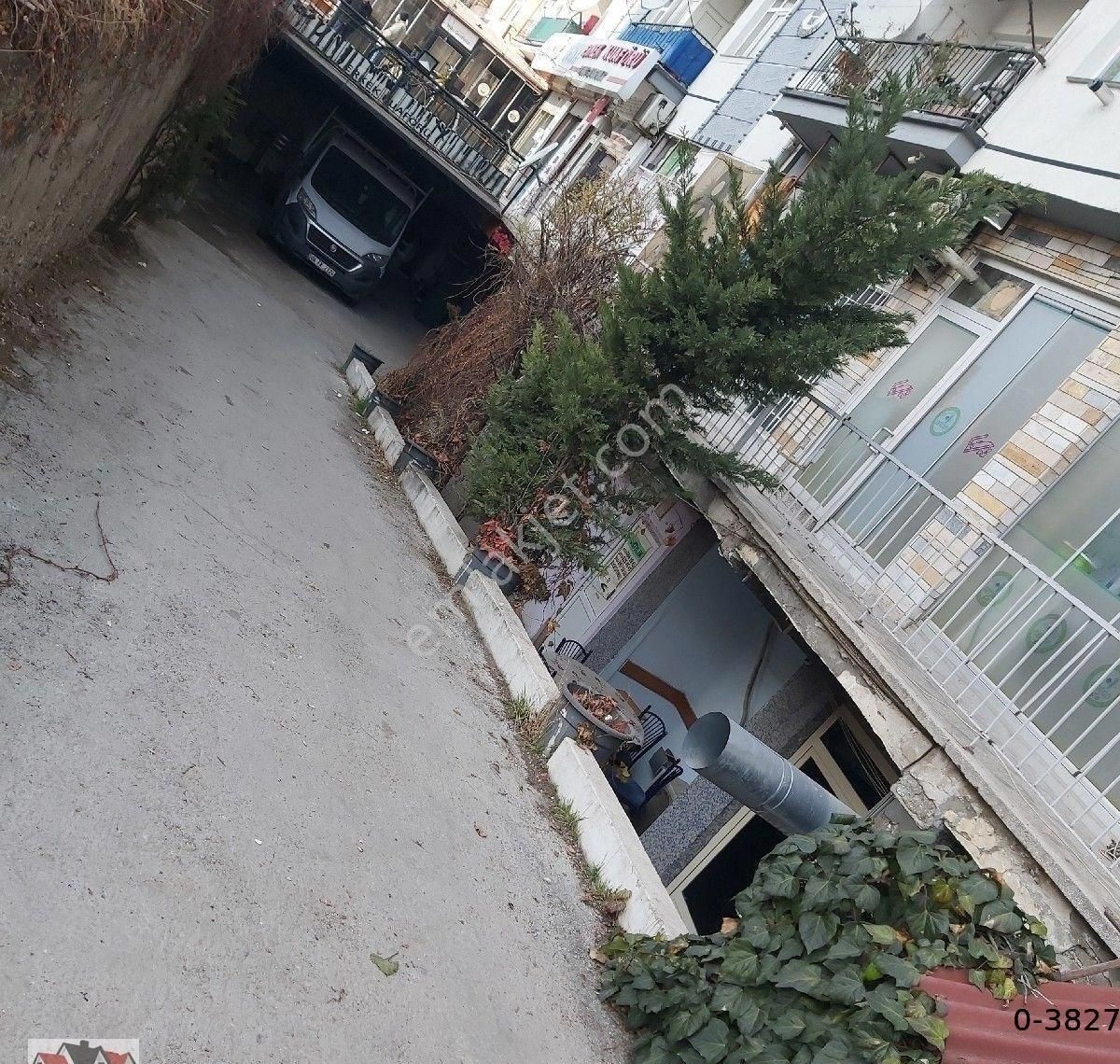Esmadan Demetgülde 520 M2 İsyerı Dükkan Market Dahıl Her İşe Uygun Metro Karşısı 11milyon Pazarlıkl - Görsel 2