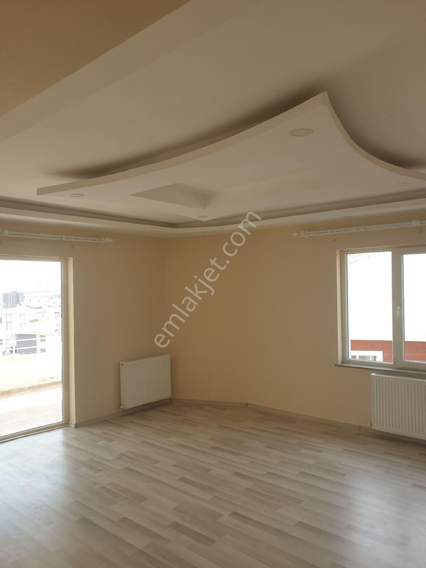 Kırşehir Merkez Aşıkpaşa Satılık Daire Sahibinden Hastane Arkasında Full Yapılı Satılık 270m2 5+1 Daire