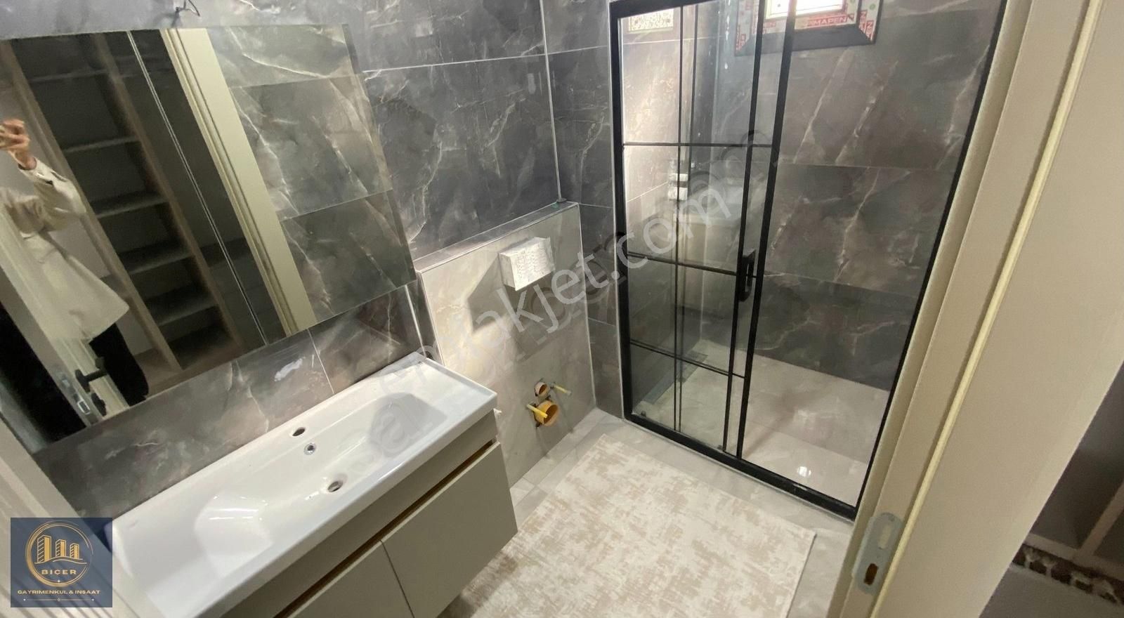 Keçiörenin Yükselen Değeri Ovacıkta Blv. Üzeri Sıfır4,5+1 Daire! - Görsel 2