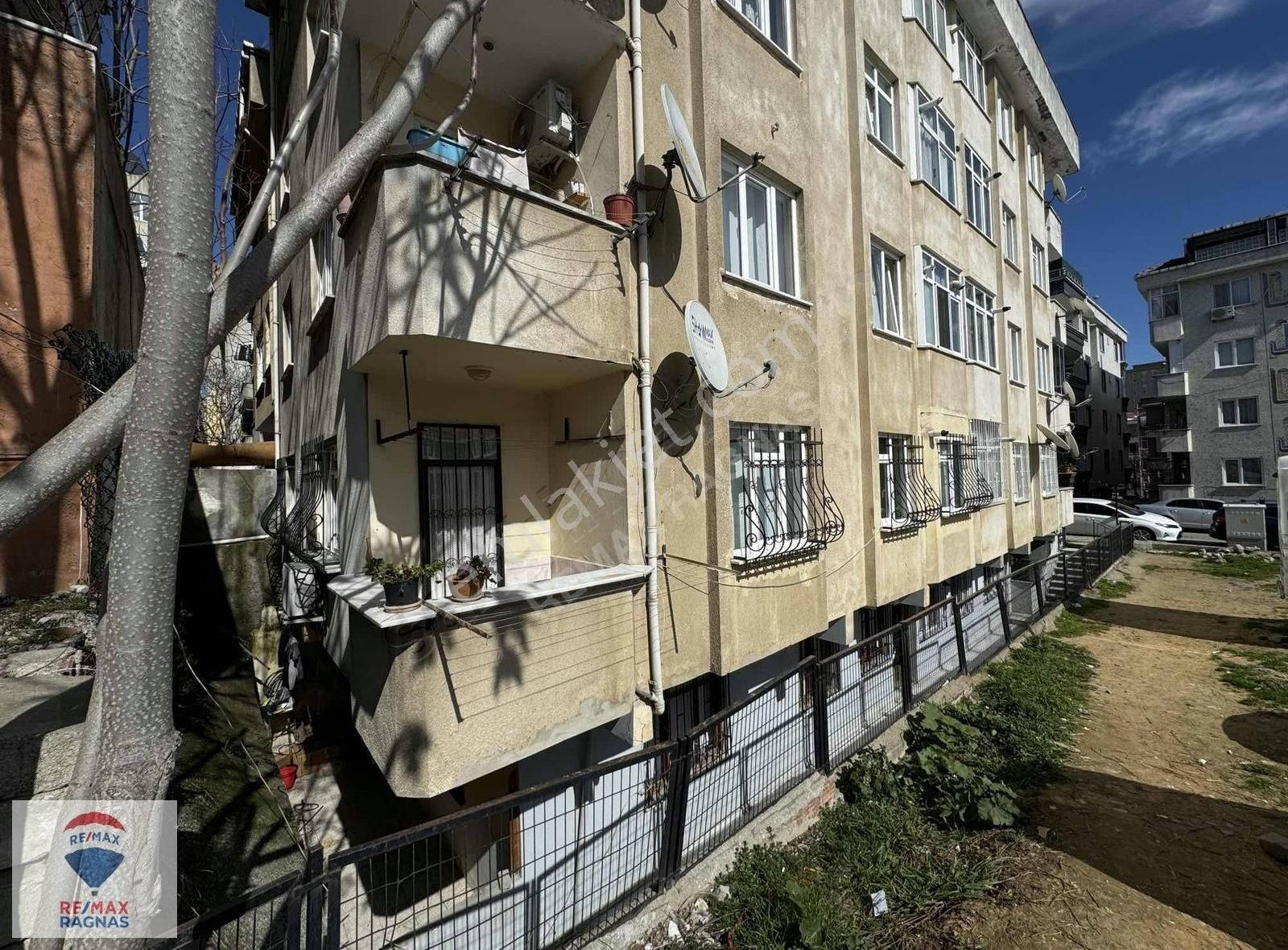 Ümraniye İstiklal Satılık Daire Ümraniye Marmara Caddesinde Geniş Ferah 2+1 100m2 Satılık Daire