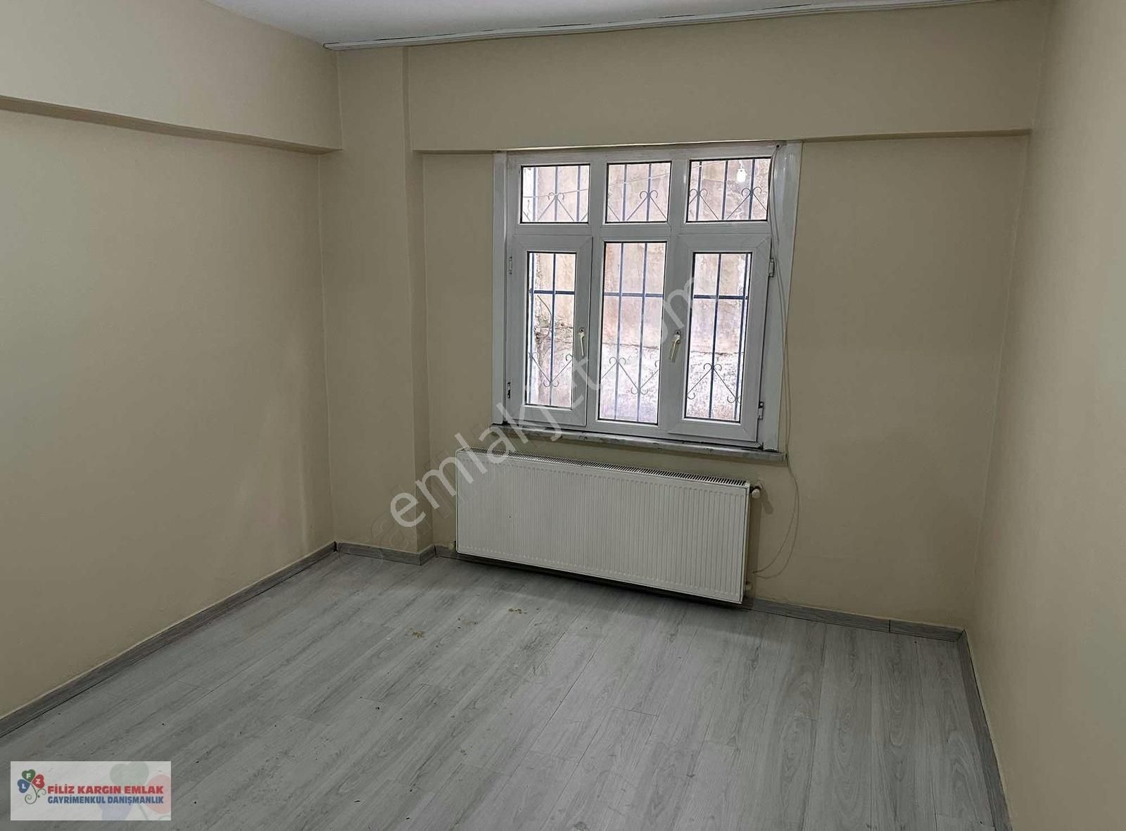 Bağcılar Fevzi Çakmak Kiralık Daire Fevziçakmak Mahallesi 3+1 Kiralık Bahçet Katı
