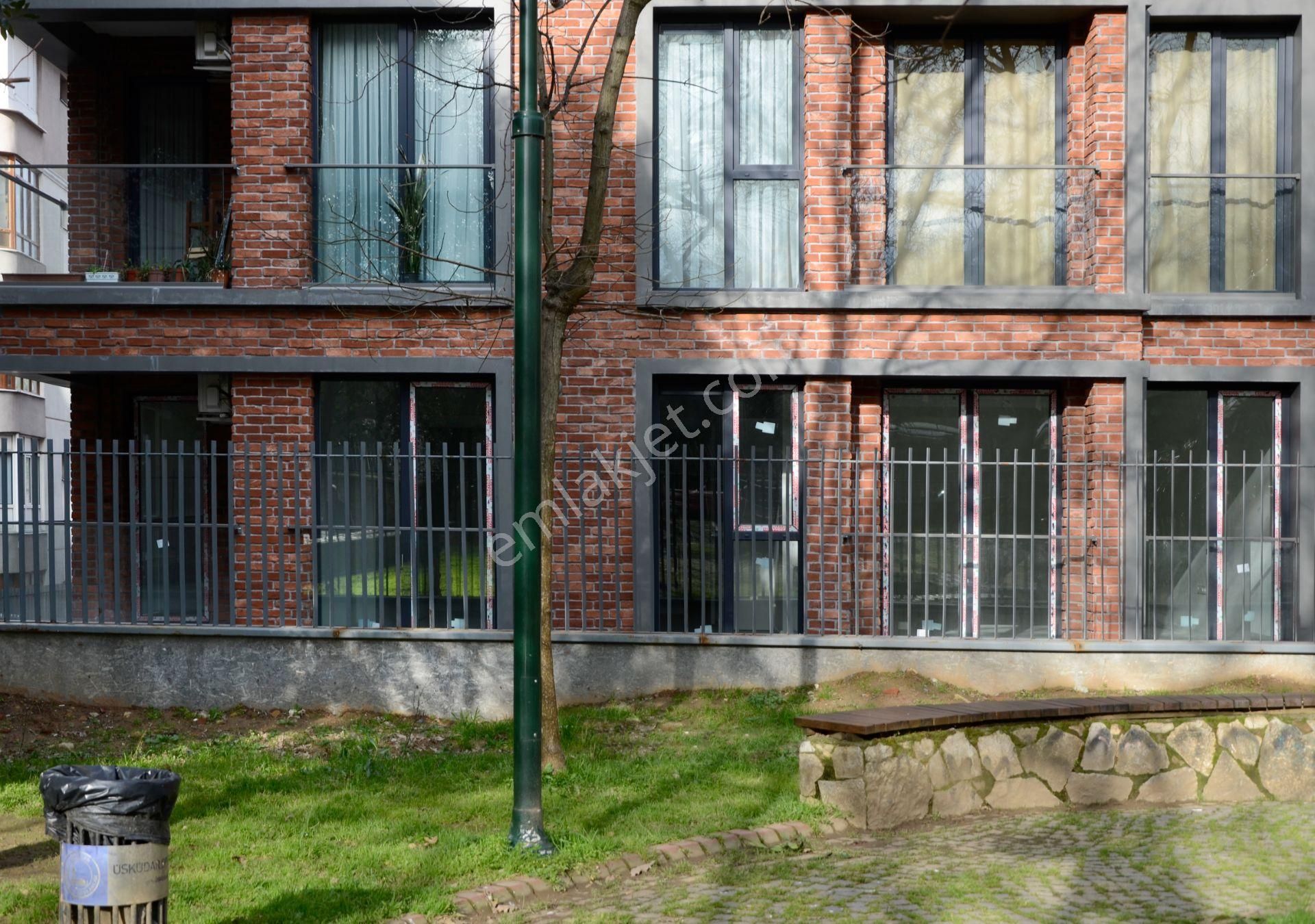 Koşuyolu, Validebağ Korusu Ve Park Manzaralı, İskanlı Yeni Bina, Ebeveyn Banyolu 3+1 - Görsel 17