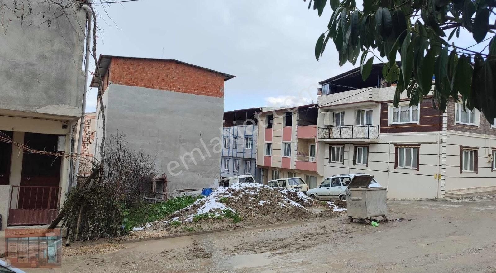 Bursa Mustafa Kemalpaşa Lalaşahinde Satılık Köşe Arsa - Görsel 2