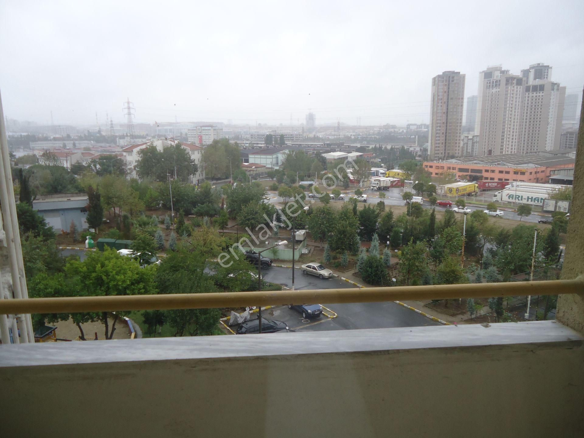 Atakent 2 Etap'ta Satılık 1+1 Acil Arena Parkı Tam Karşısında - Görsel 5