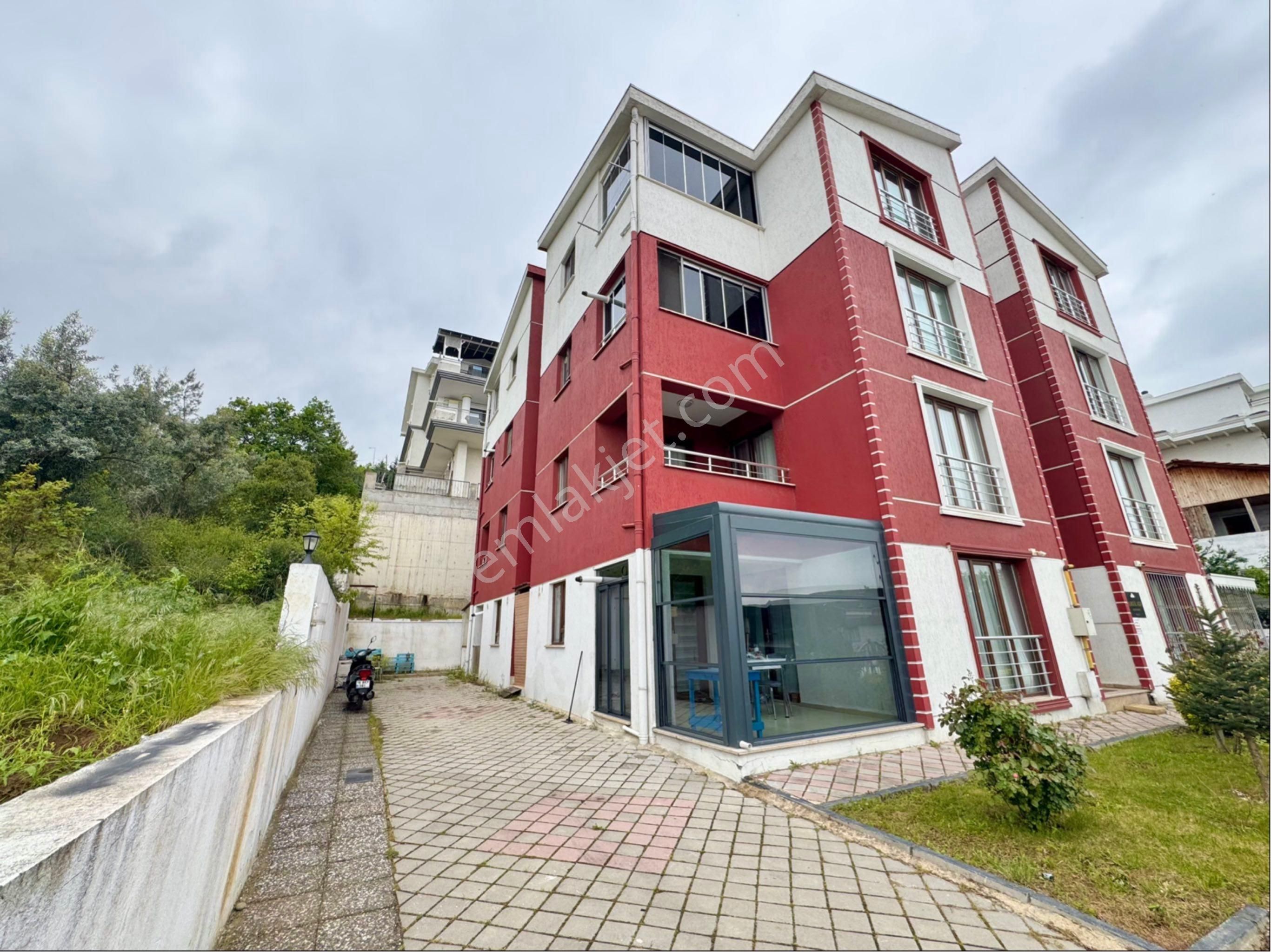 Çalı Gümüşlük'te 2+1 100m2 Bahçeli Ters Dubleks 3.350.000₺