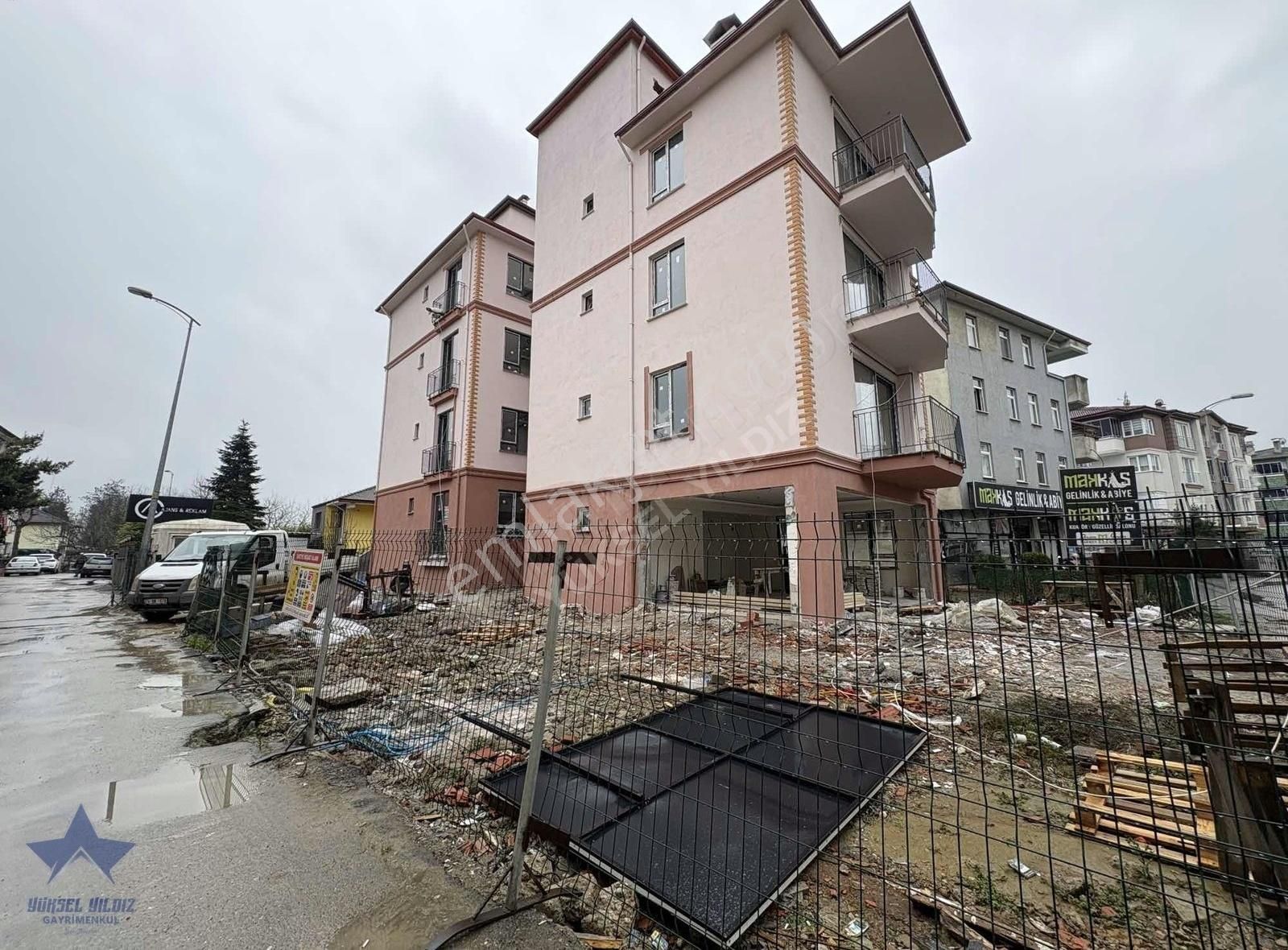 Bartın Merkez Gölbucağı Satılık Daire 1+1 50 M2 Köksal Toptan Lisesi Yakını Sıfır Satılık Daire