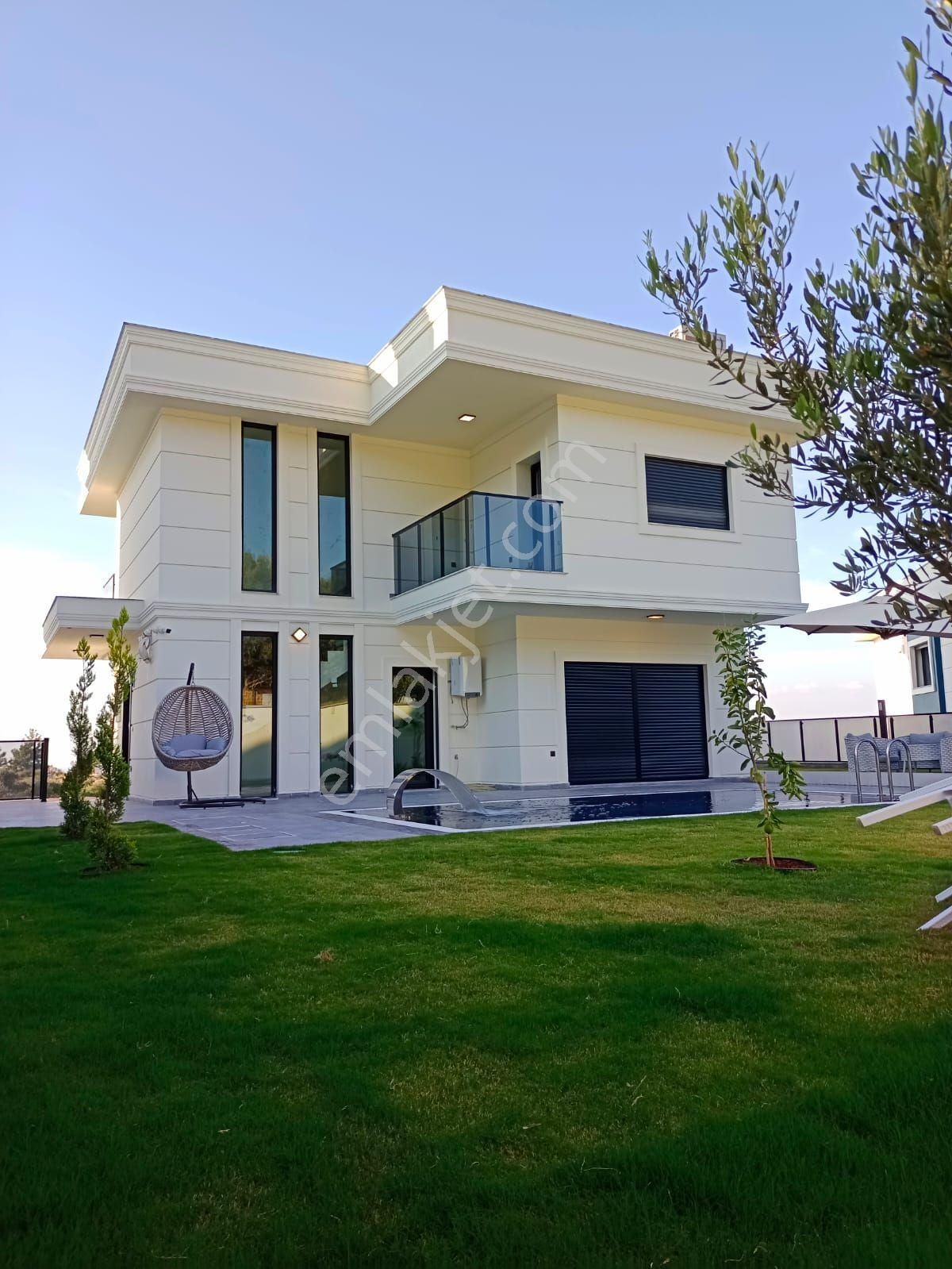 Kuşadası Davutlar Satılık Villa Kuşadası Davutlar Mah 5+2 Sfır Müstakil Villa