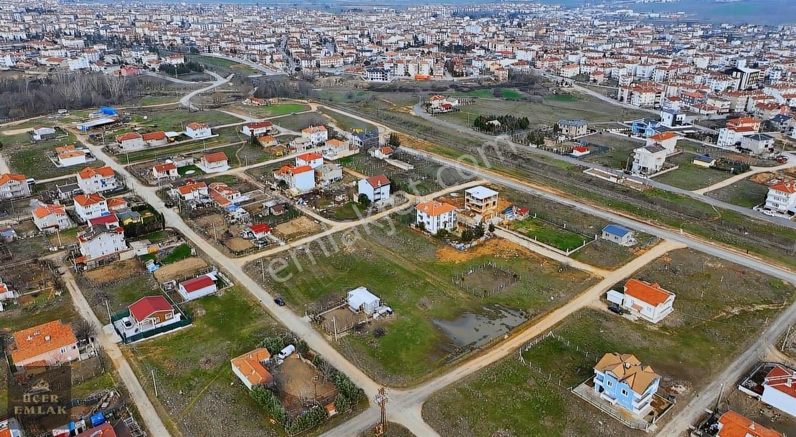 Babaeski Kurtuluş Satılık Tarla Üçer Emlak'tan Kırklaerli Babeski Kurtuluş'da Satılık Arsa