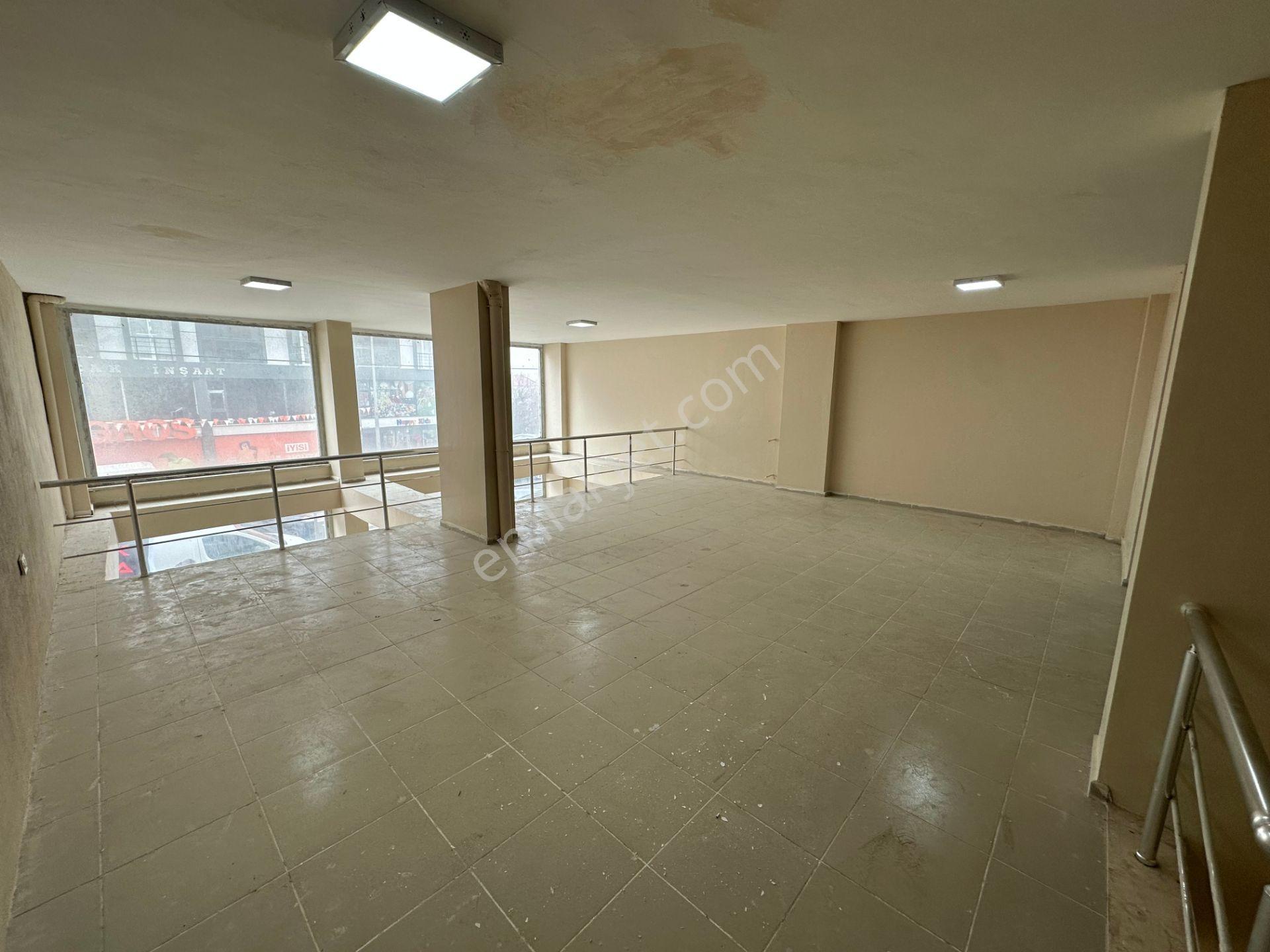 Tatlılar Gayrimenkul'den Saray İstanbul Cad. Kıyıköy Yolu Üzerinde 3 Katlı 400m2 İş Yeri - Görsel 13