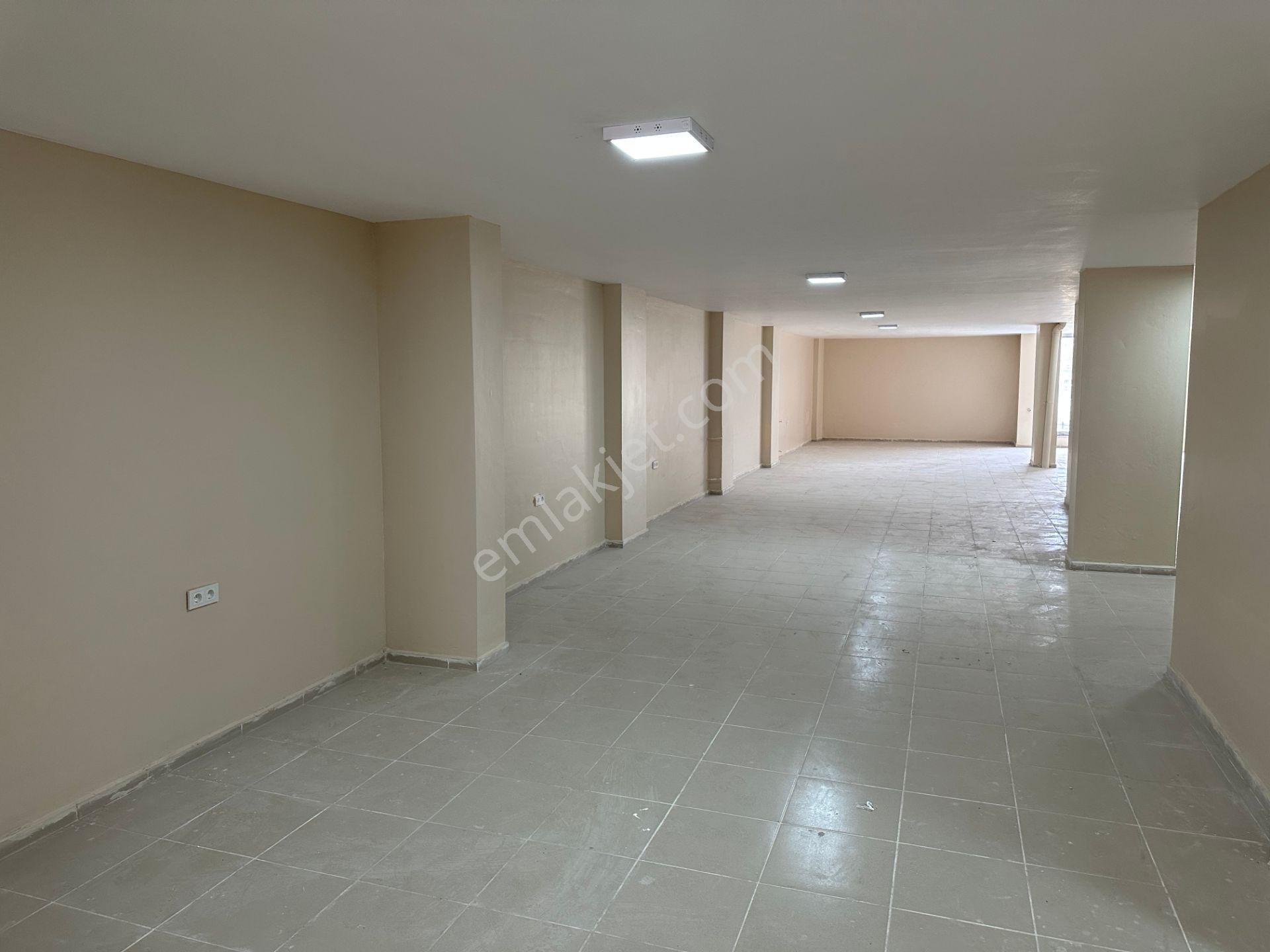 Tatlılar Gayrimenkul'den Saray İstanbul Cad. Kıyıköy Yolu Üzerinde 3 Katlı 400m2 İş Yeri - Görsel 21