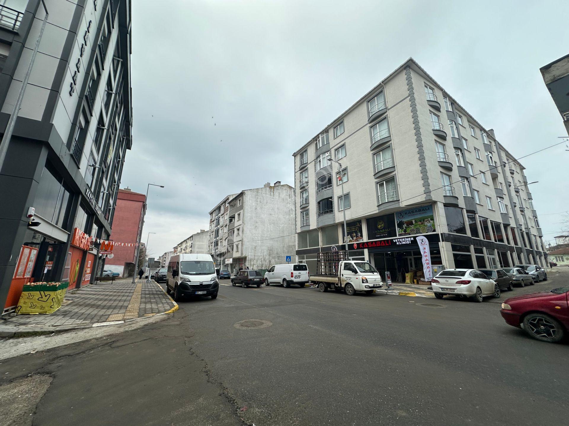 Tatlılar Gayrimenkul'den Saray İstanbul Cad. Kıyıköy Yolu Üzerinde 3 Katlı 400m2 Satılıkiş Yeri - Görsel 26