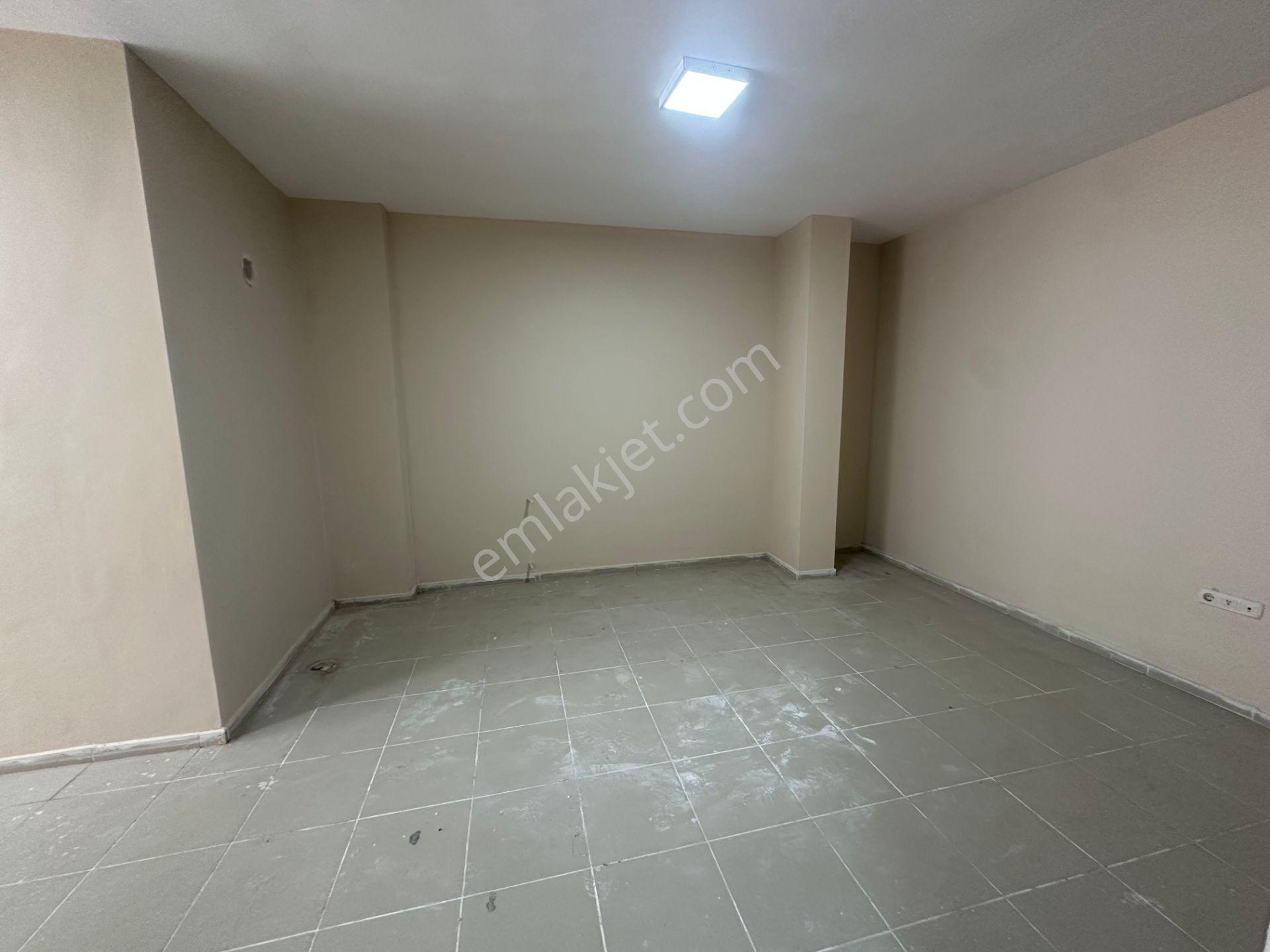 Tatlılar Gayrimenkul'den Saray İstanbul Cad. Kıyıköy Yolu Üzerinde 3 Katlı 400m2 Satılıkiş Yeri - Görsel 7