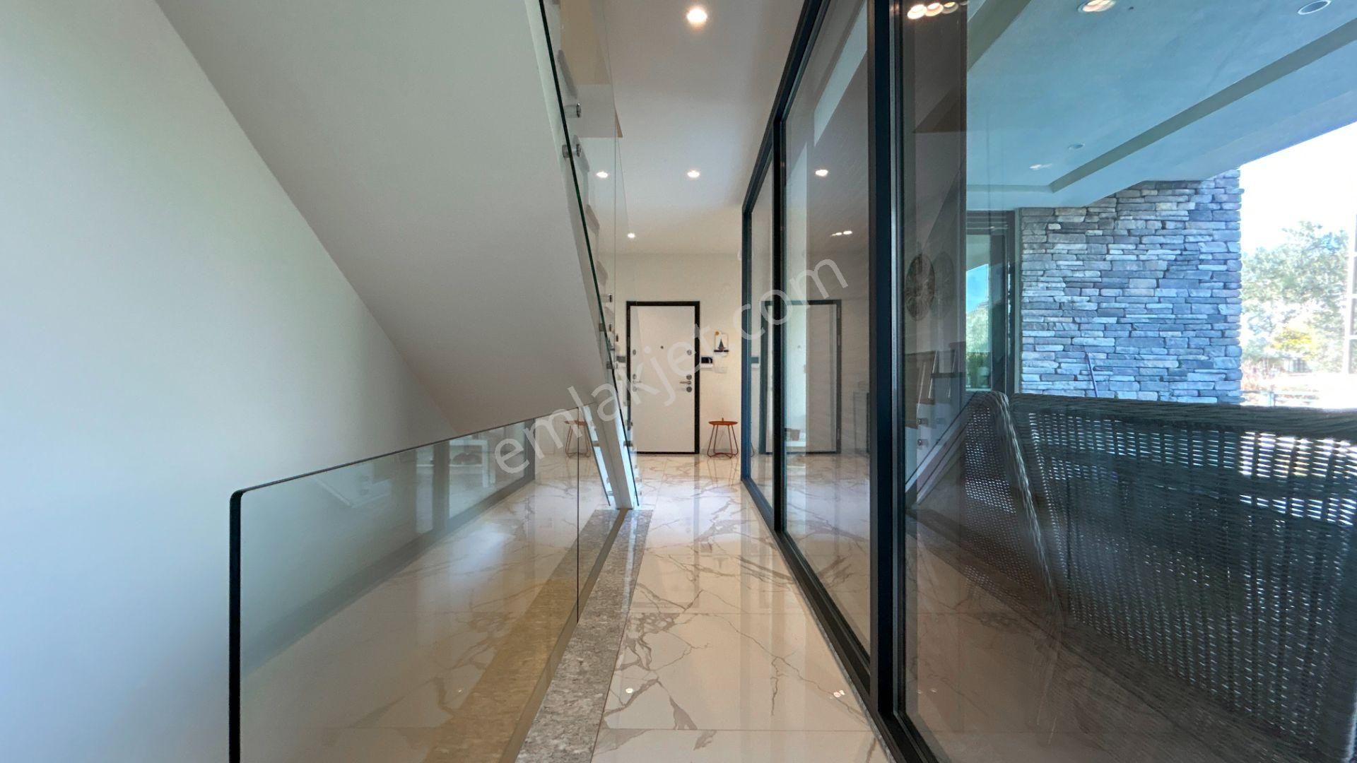 Güre Çamlıbel'de 380m2 Arsa İçerisinde Satılık Müstakil Havuzlu Villa - Görsel 6