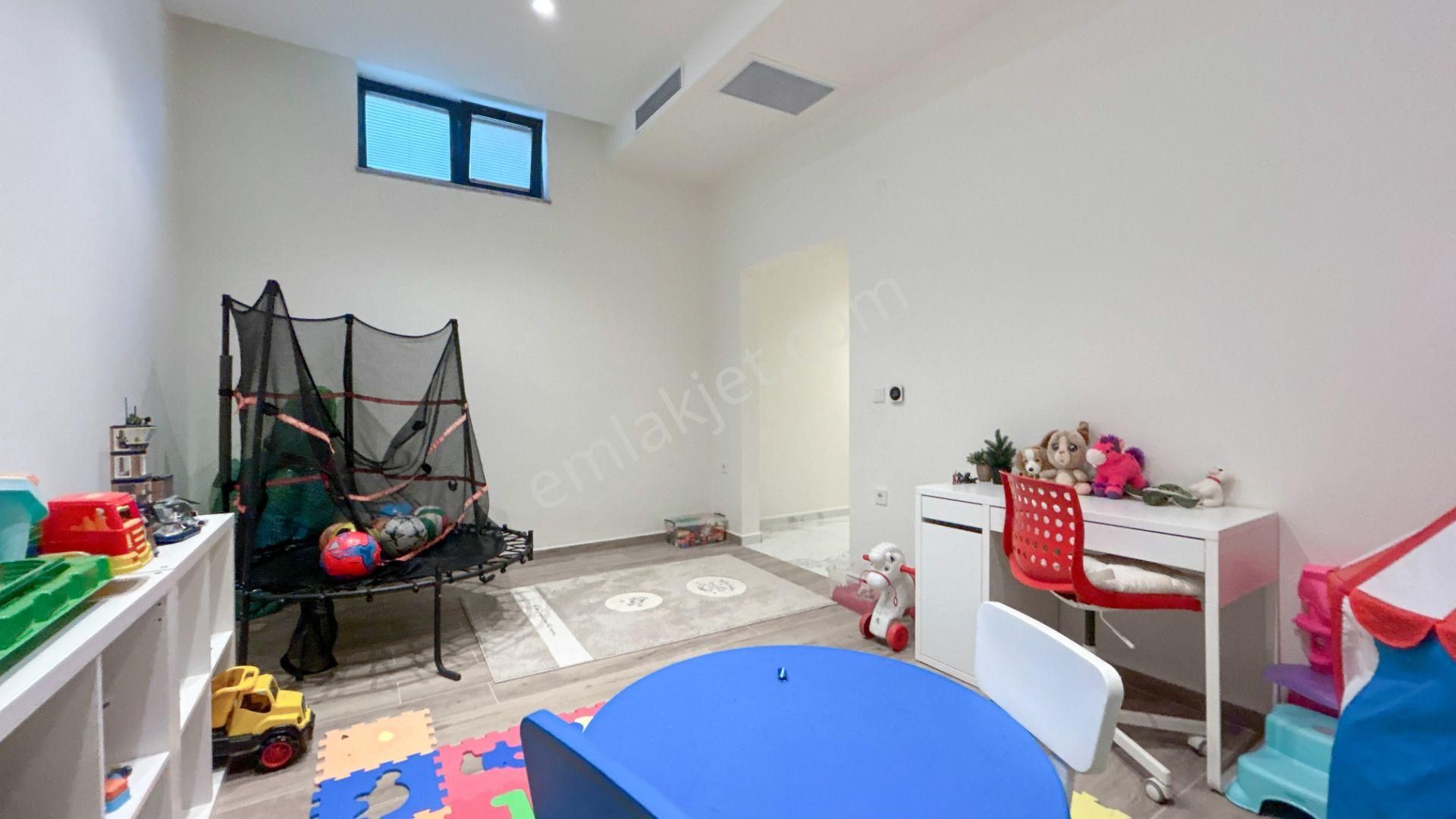 Güre Çamlıbel'de 380m2 Arsa İçerisinde Satılık Müstakil Havuzlu Villa - Görsel 21