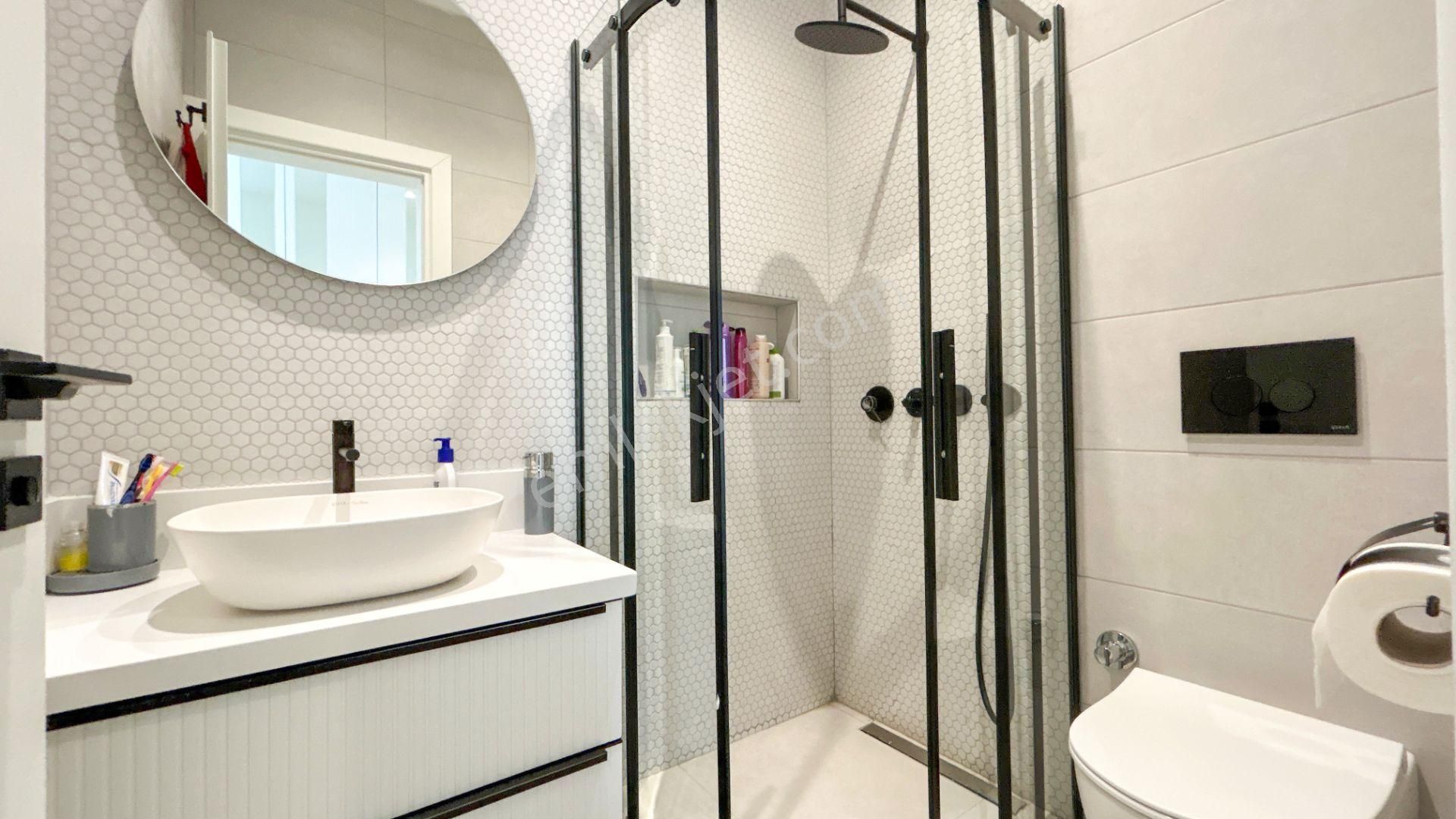 Güre Çamlıbel'de 380m2 Arsa İçerisinde Satılık Müstakil Havuzlu Villa - Görsel 28