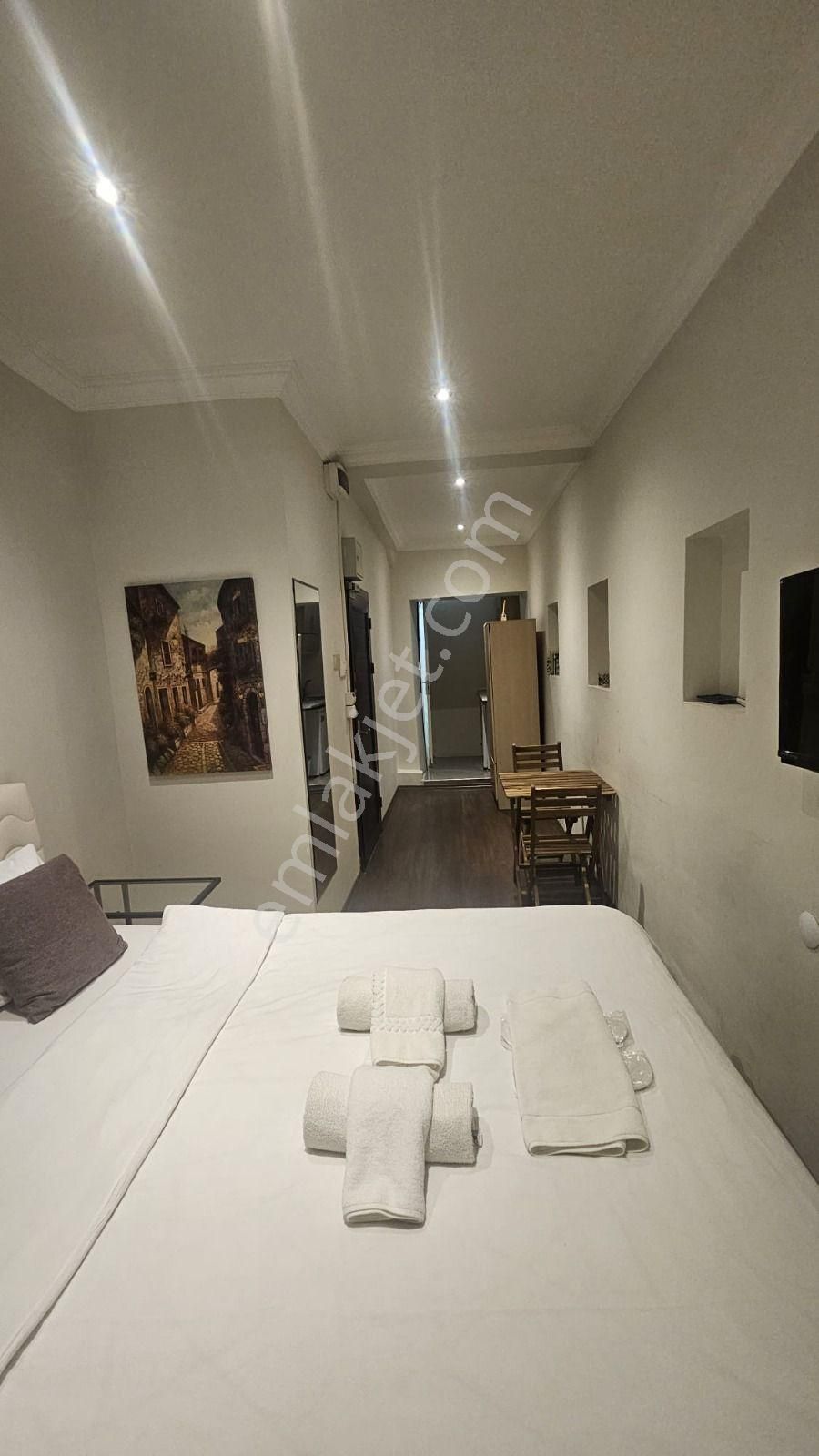 Taksim İstiklal Caddesi'ne Yakın 6 Katlı Satılık Apart Otel - Görsel 18