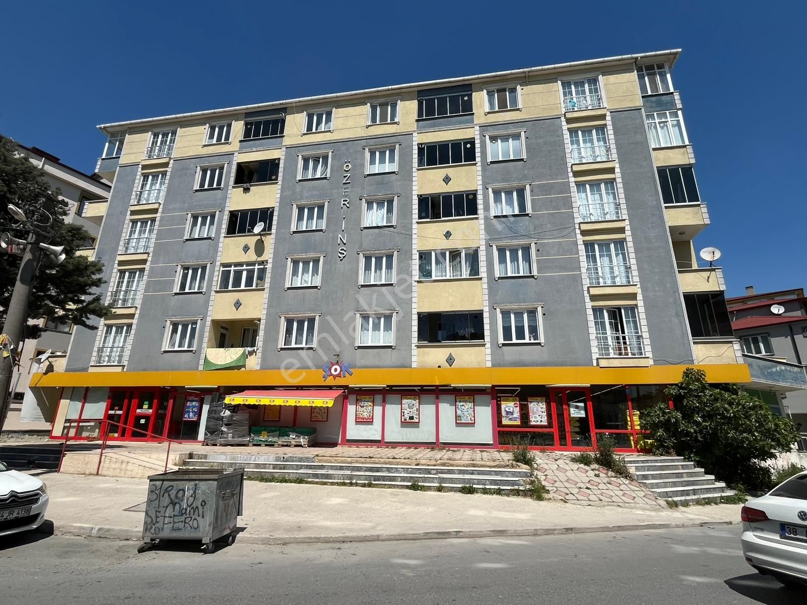 Azeryapı'dan Atatürkmah 3+1 İskanlı Kombili Kapalı Balkonlu Daire