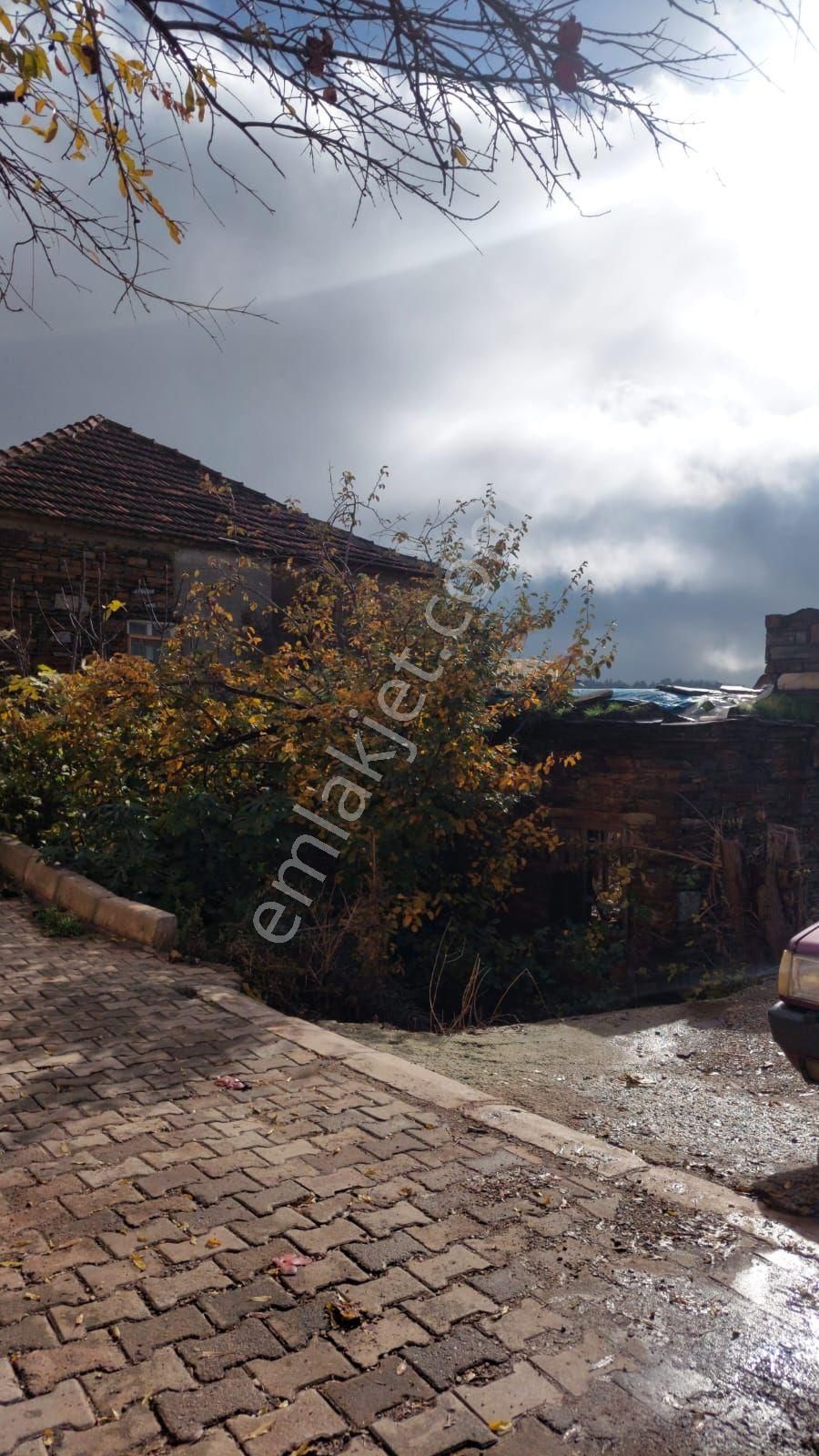 Bayındır Çamlıbel Mahallesinde 167 M² Köy Evi Satılıktır - Görsel 12