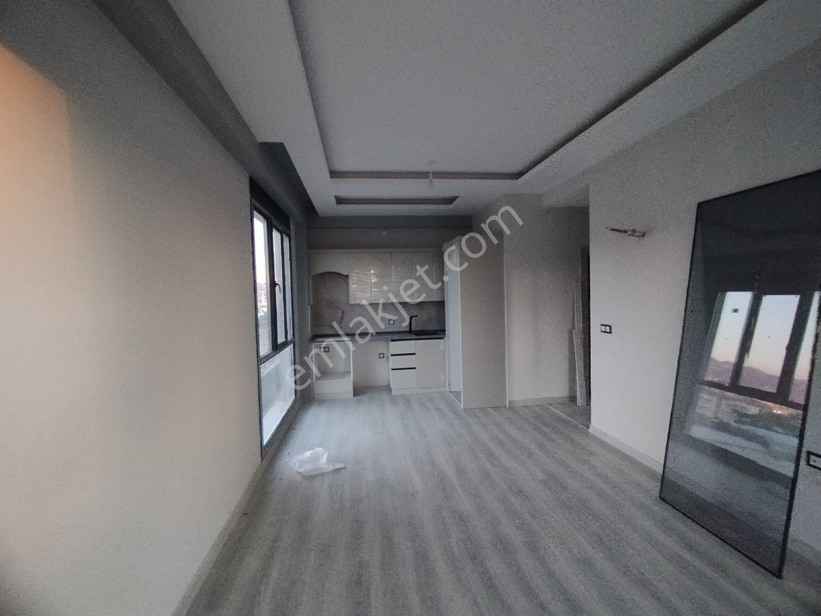 Alanya Payallar Satılık Daire Alanya Payallar Satılık Sıfır 1+1 Daire Havuzlı