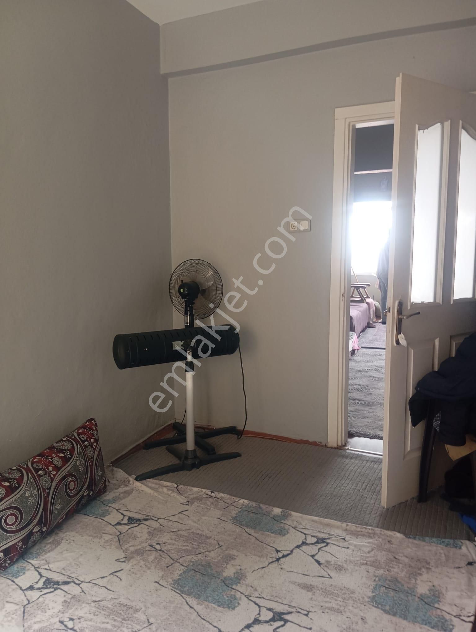 İzmir Konak Aziziye Mah. Bakımlı Satılık Giriş Kat - Görsel 9