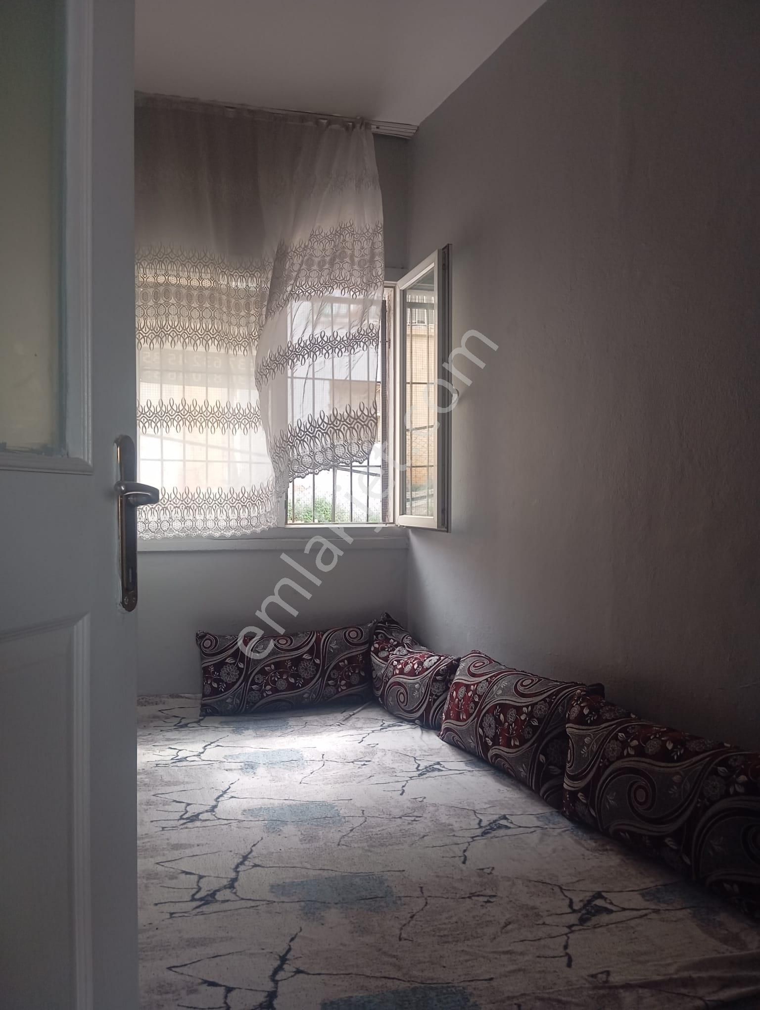 İzmir Konak Aziziye Mah. Bakımlı Satılık Giriş Kat - Görsel 4